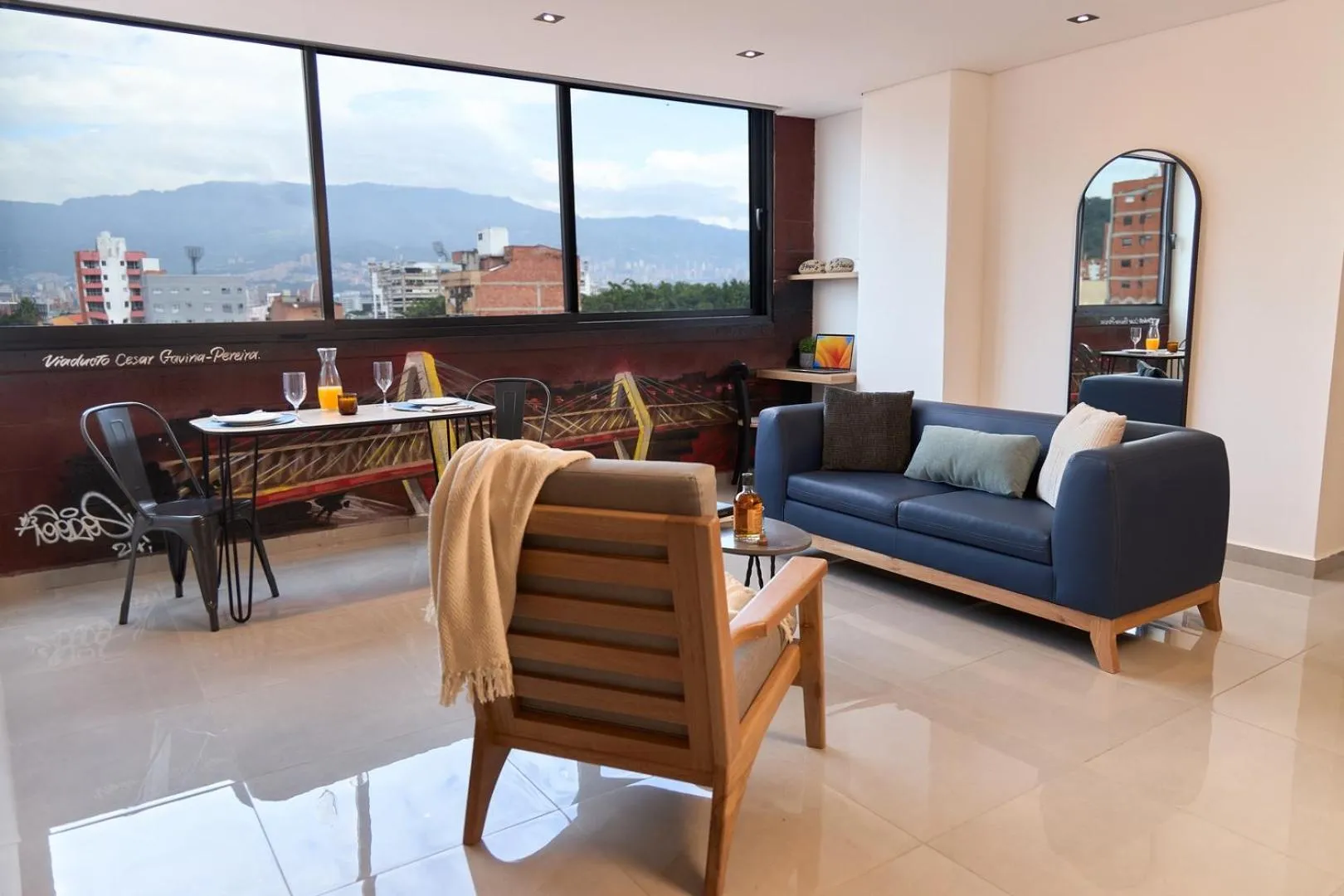 Floor plan in Comfortable Stadio Suite Rosa Negra