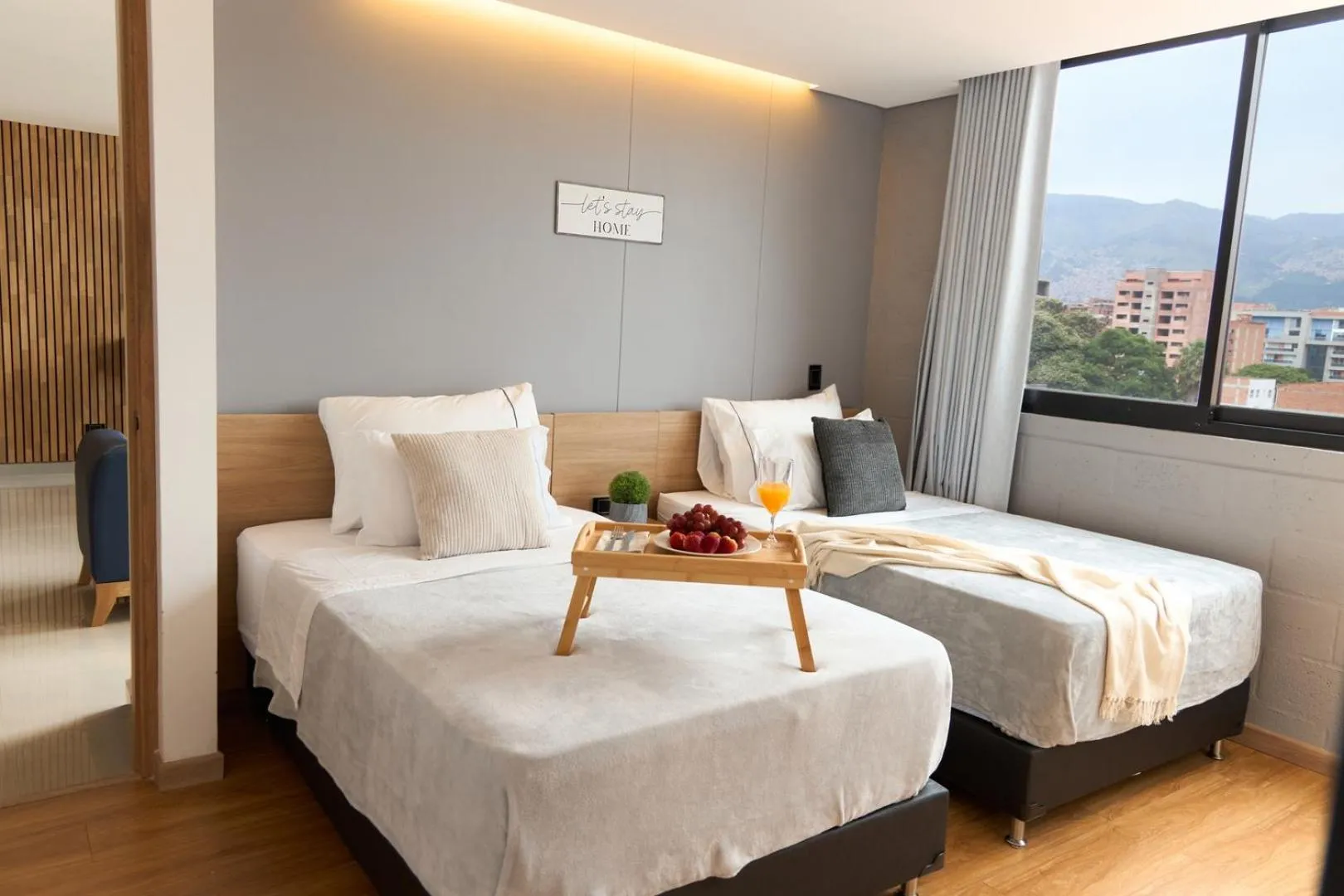 Floor plan, Bed in Comfortable Stadio Suite Rosa Negra