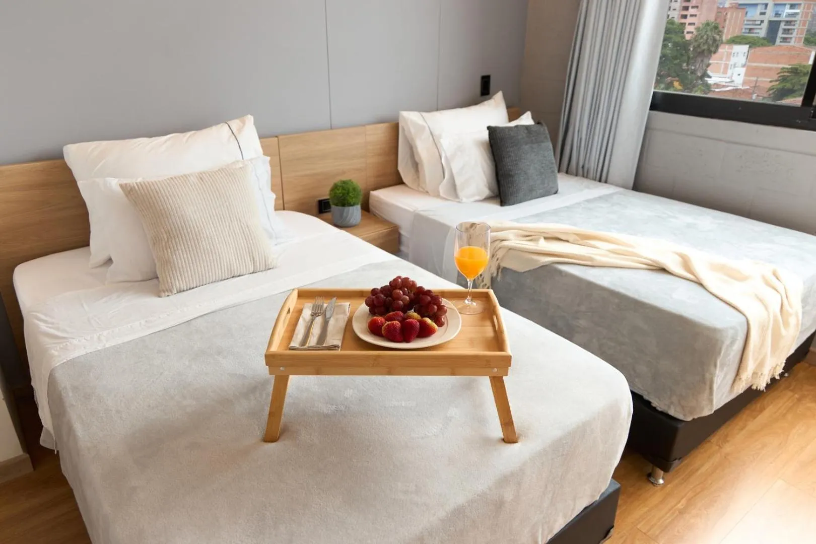 Floor plan, Bed in Comfortable Stadio Suite Rosa Negra