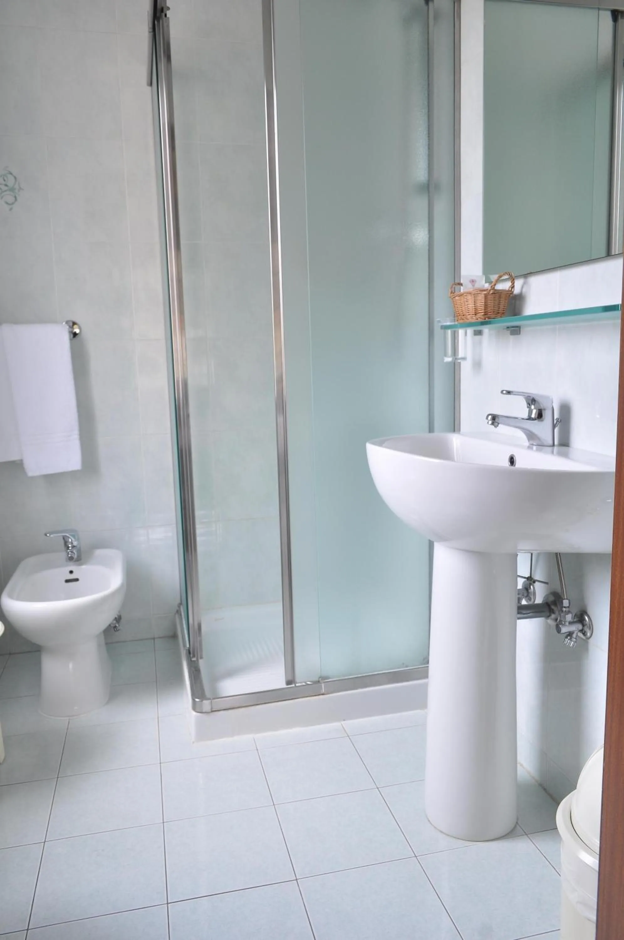 Bathroom in Hotel Roma