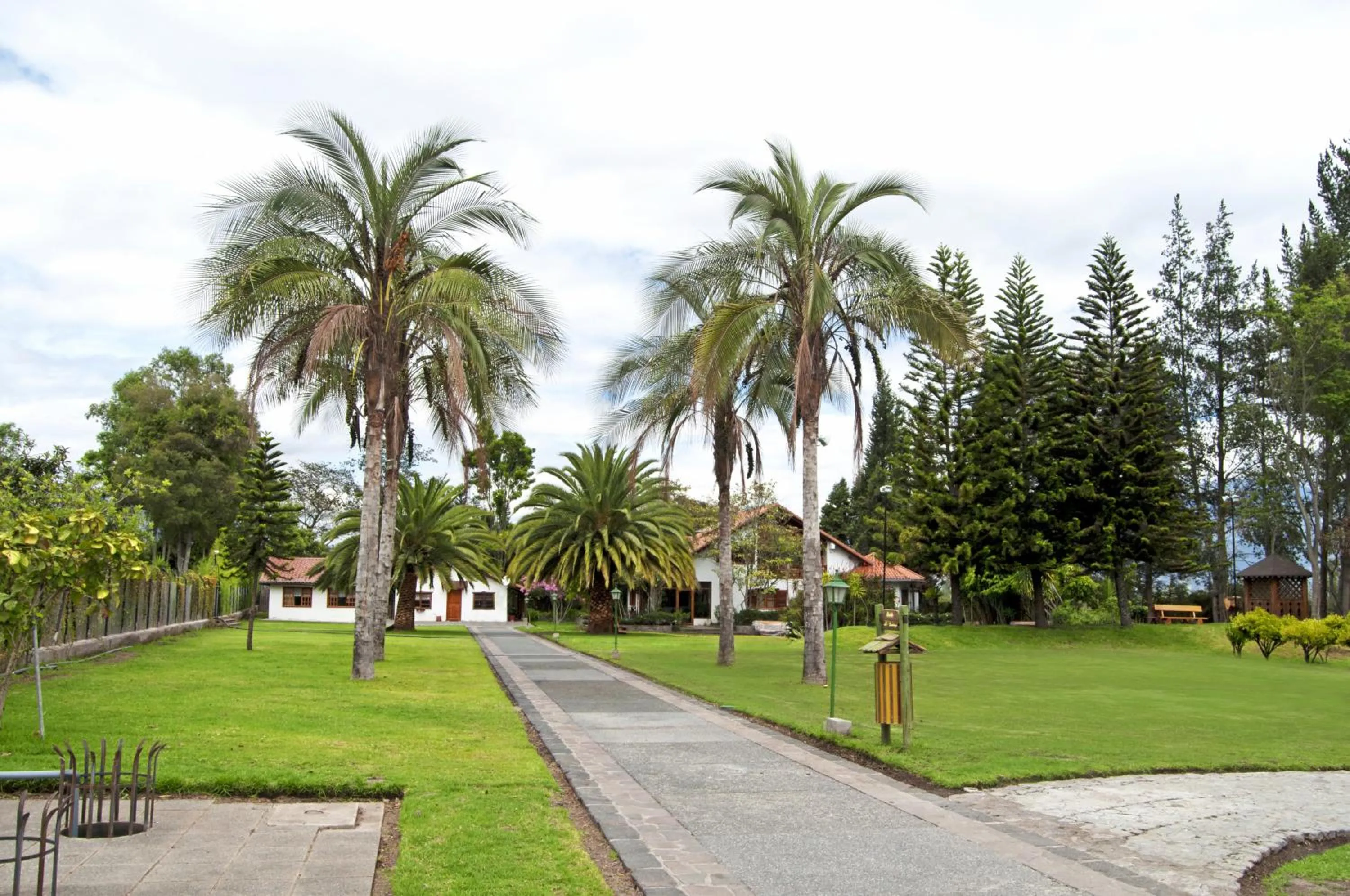 Facade/entrance in Quinta La Constanza