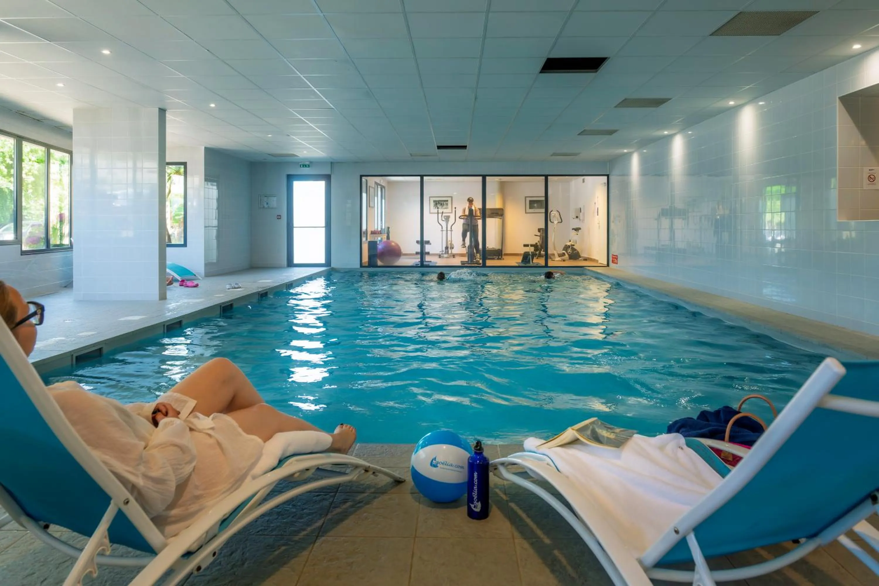 Swimming pool in Goélia Les 7 Iles