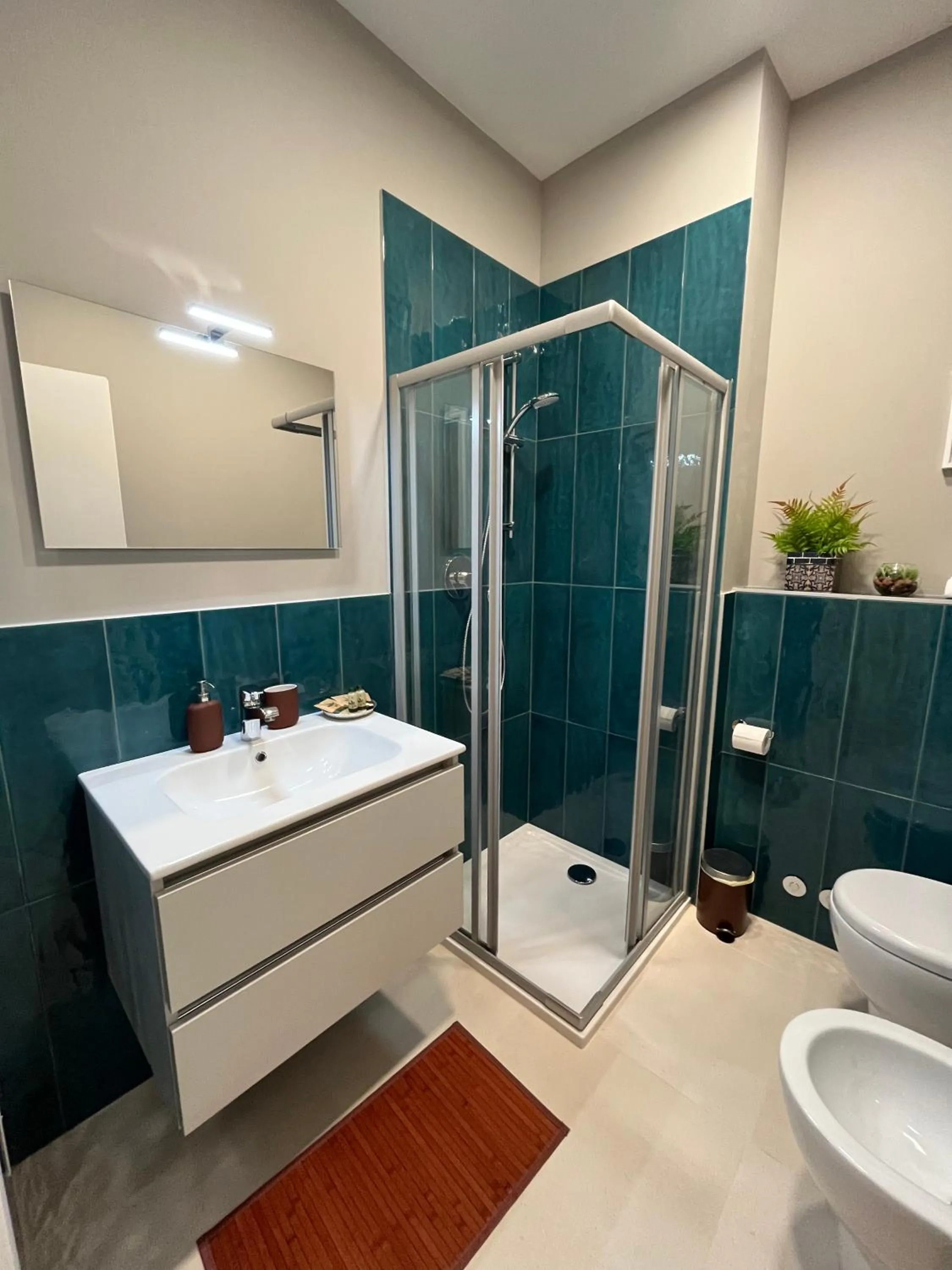 Shower in Apartment Hotel Marchesini