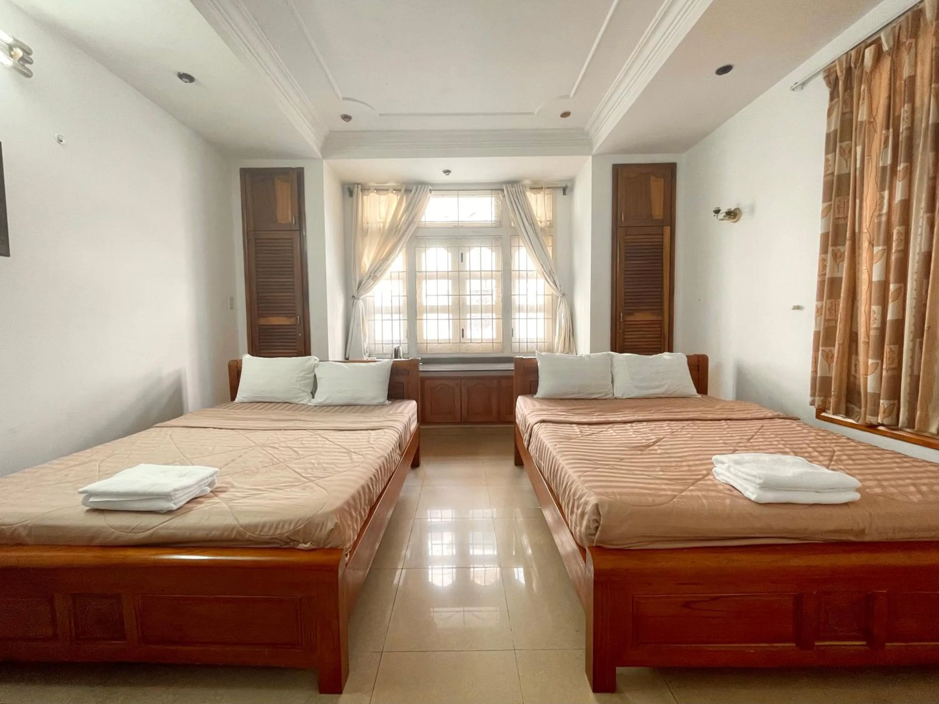 Photo of the whole room, Bed in Sakura Hostel Saigon