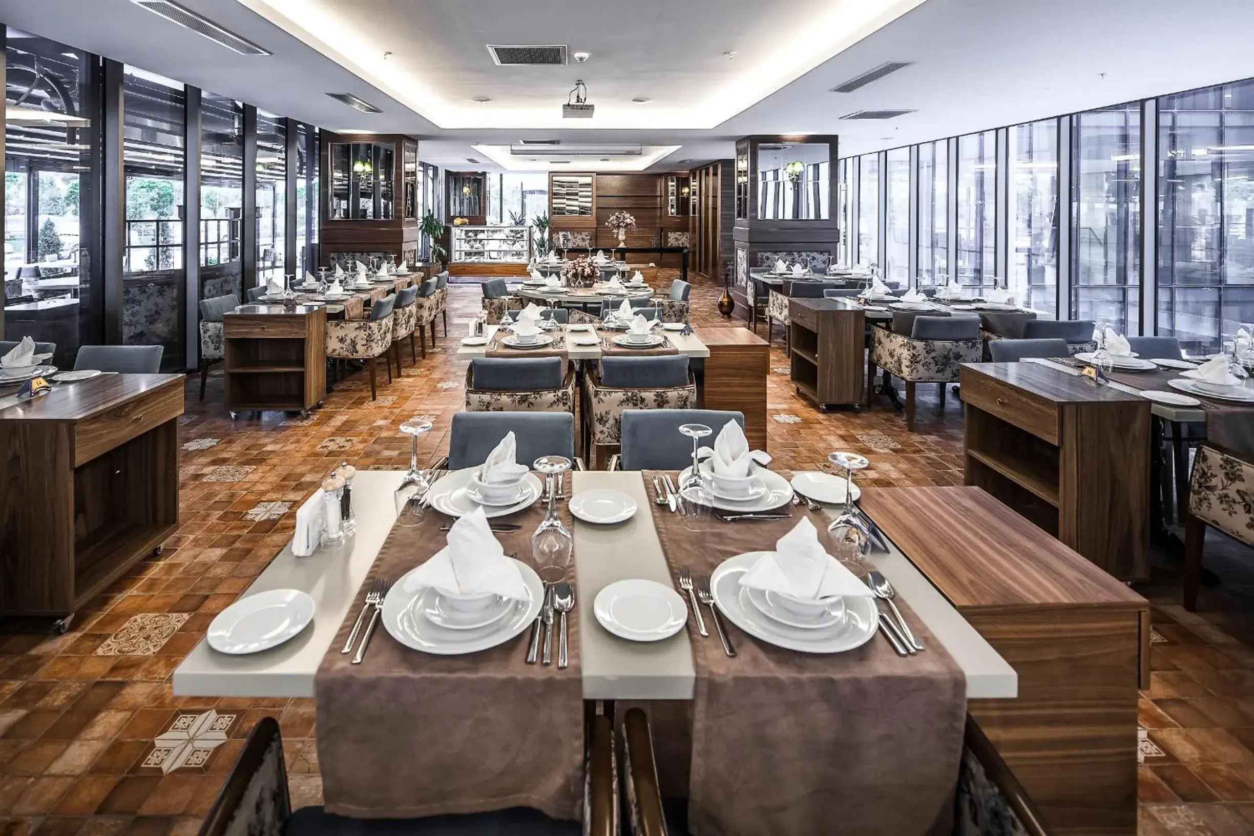 Restaurant/places to eat in Park Dedeman Eskişehir Restaurant/places to eat in Park Dedeman Eskişehir