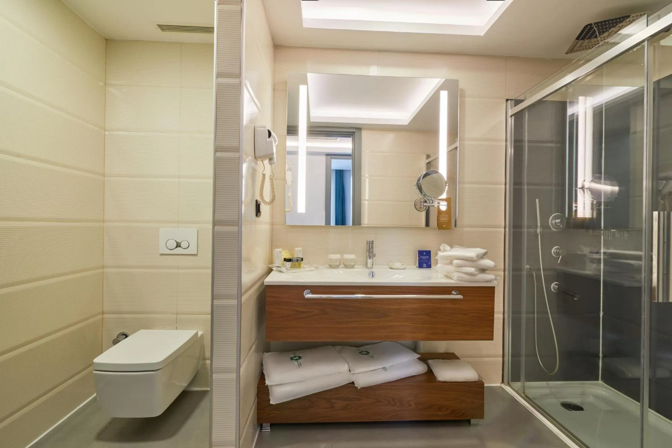 Shower in Park Dedeman Eskişehir