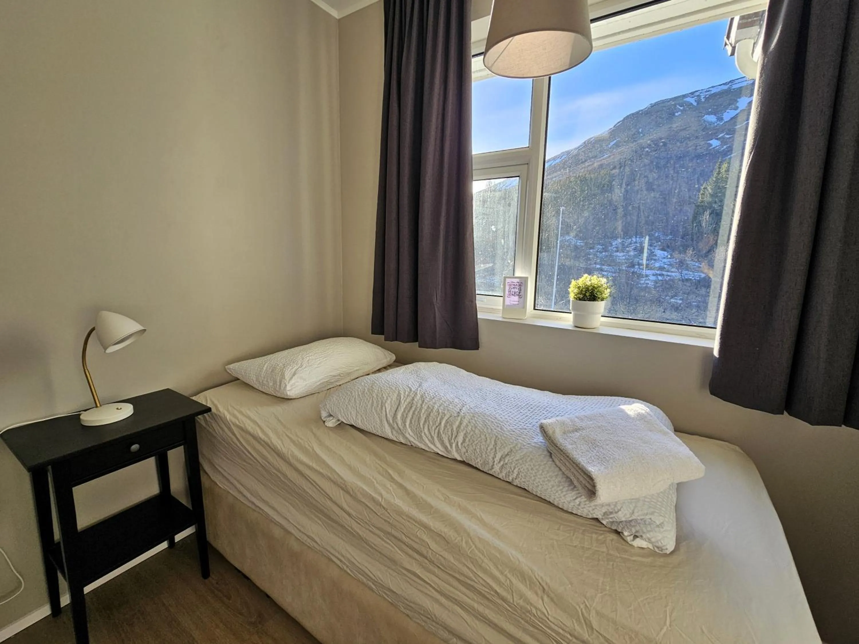 Photo of the whole room, Bed in Hótel Laugarvatn