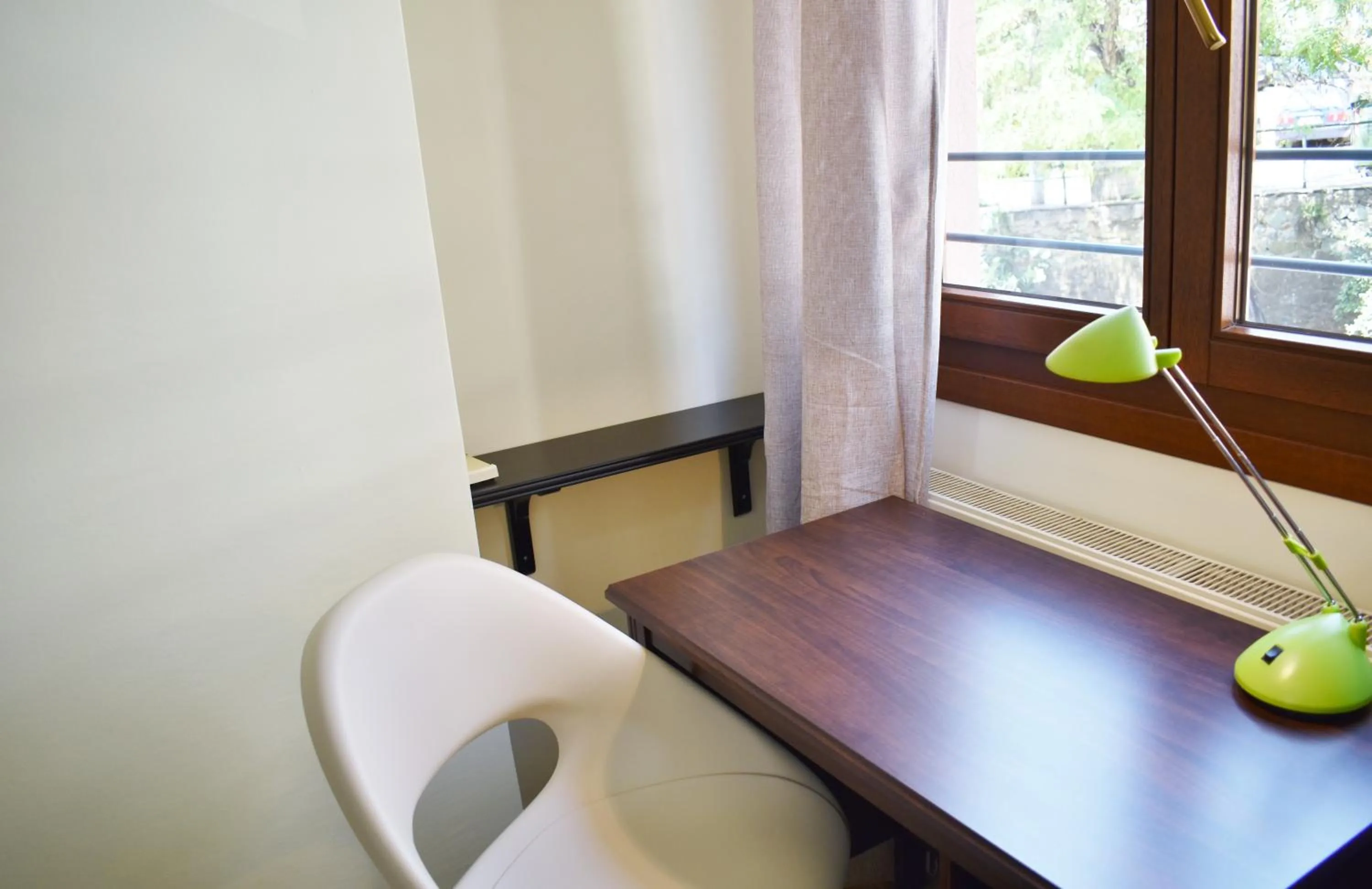 Photo of the whole room in Kripis Studio Thessaloniki