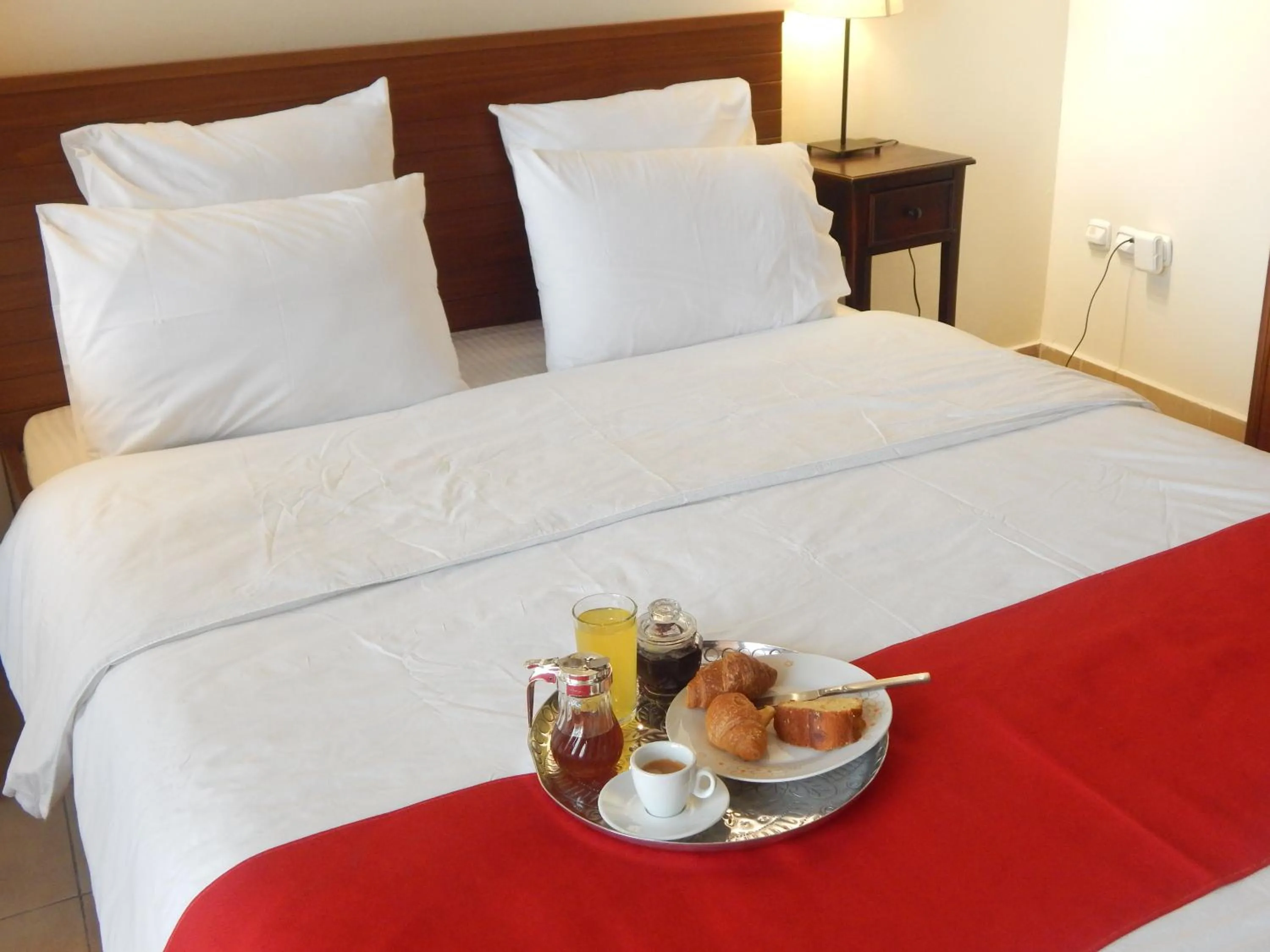 Bed in Kripis Studio Thessaloniki