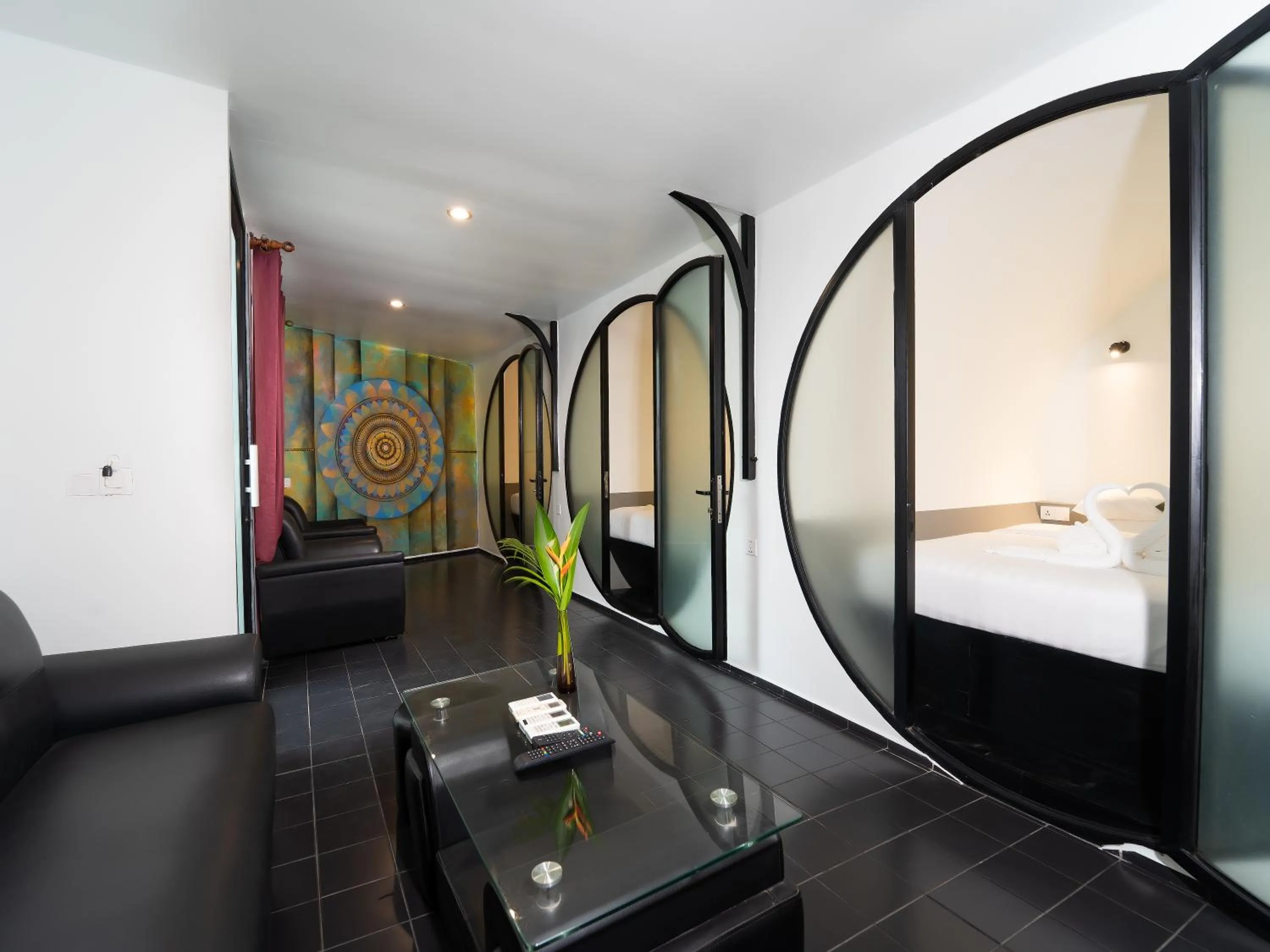 Bed in Tunnel Urban Retreat