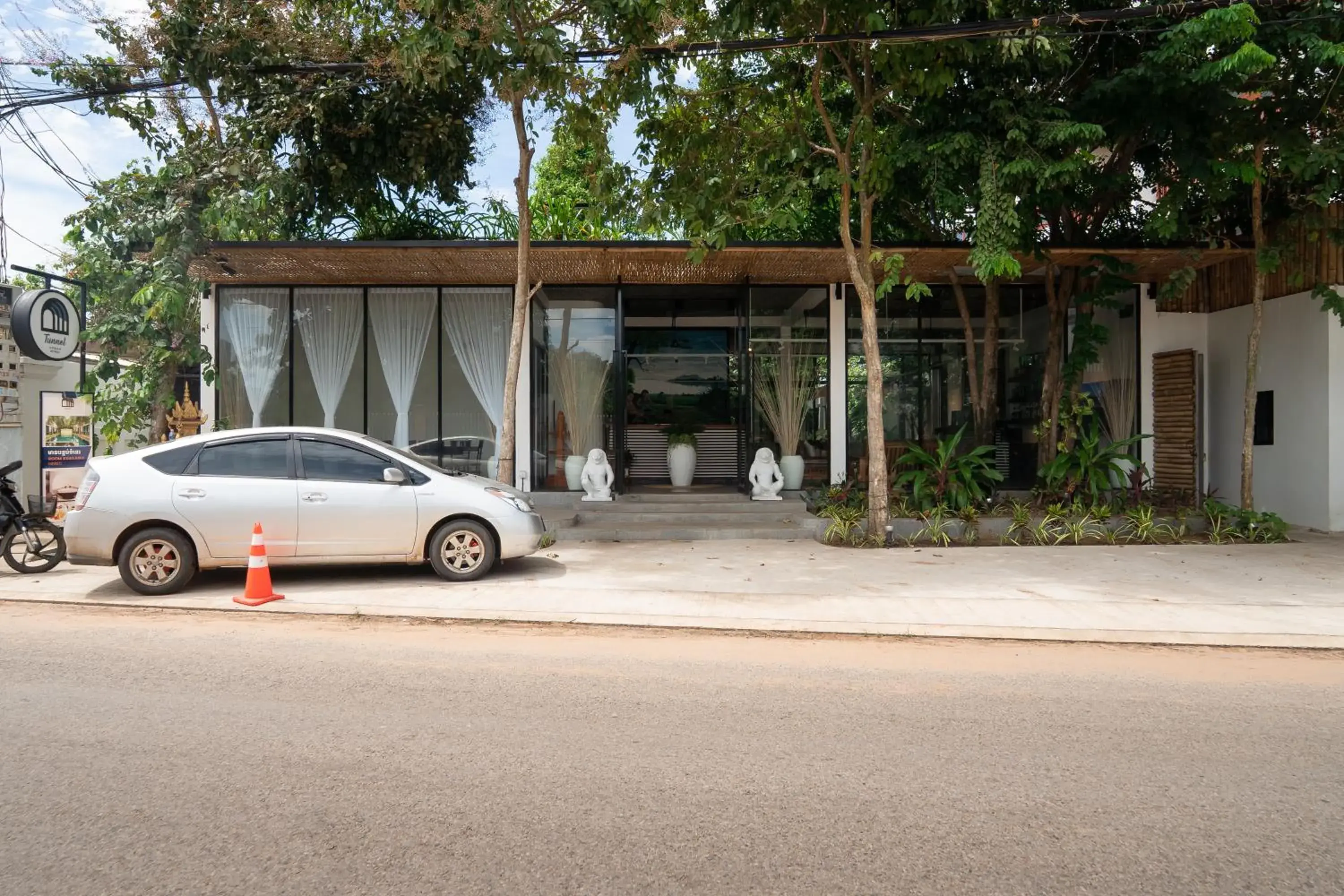 Property building in Tunnel Urban Retreat Property building in Tunnel Urban Retreat