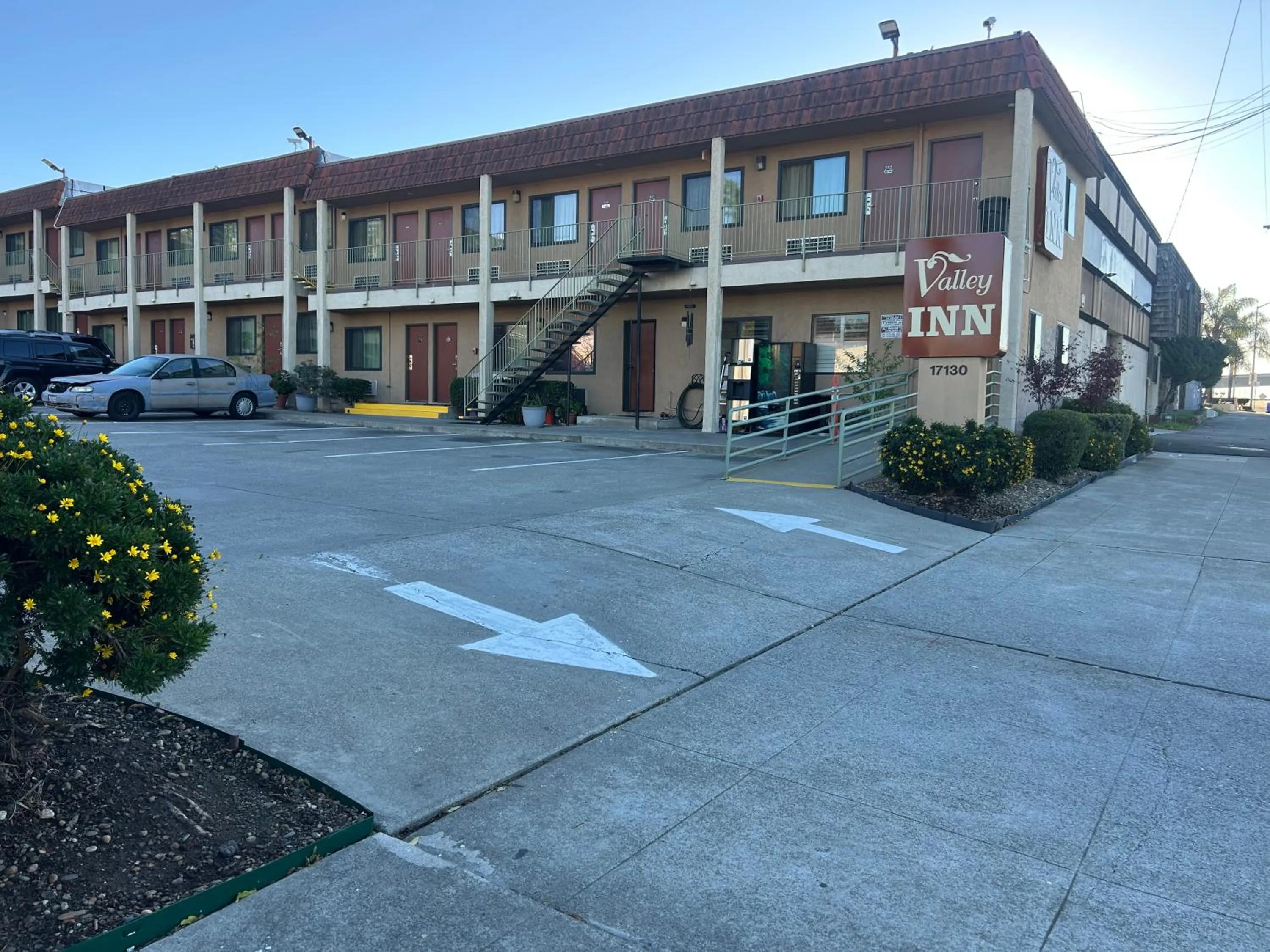Valley Inn