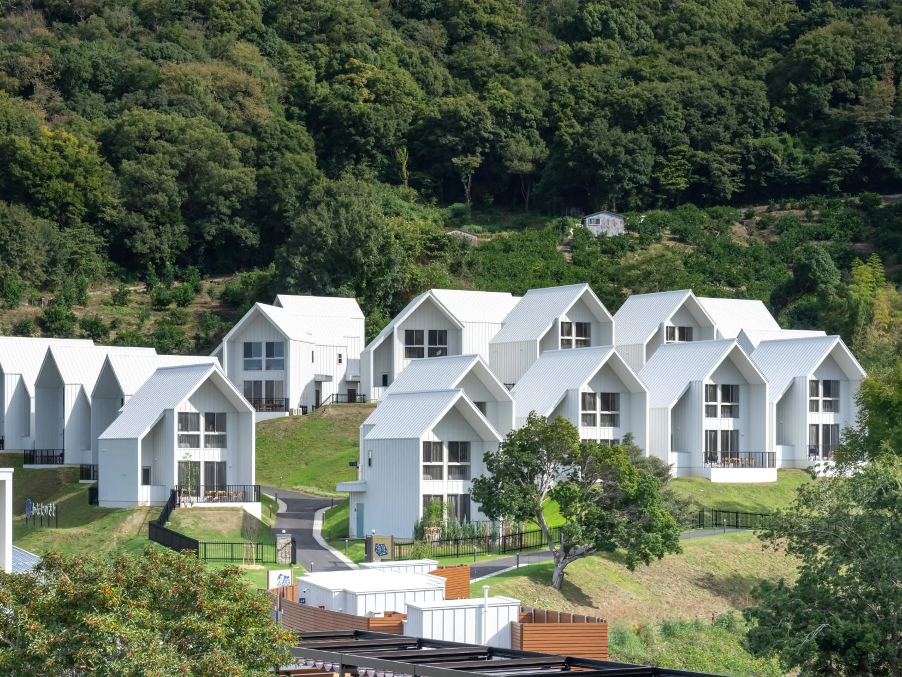 Property building in Kanatanosato