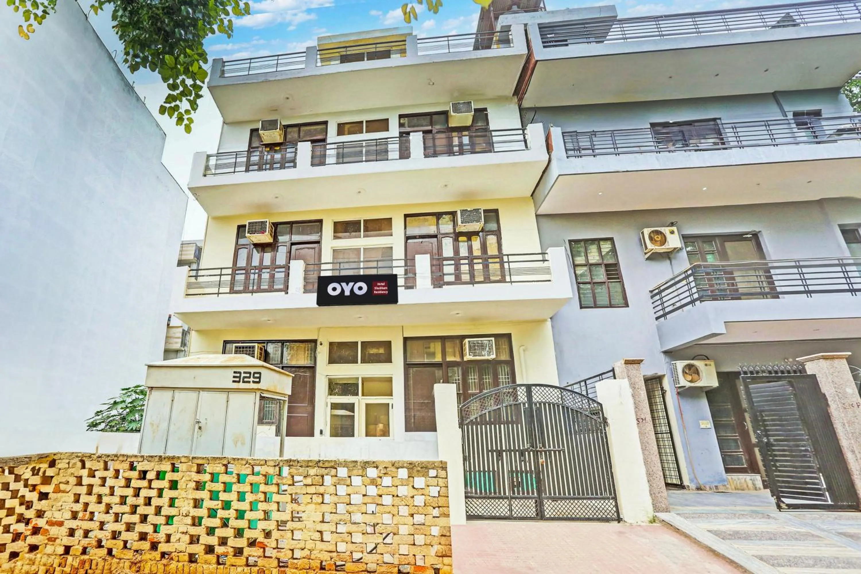 Facade/entrance in Super Hotel O Shubham Residency