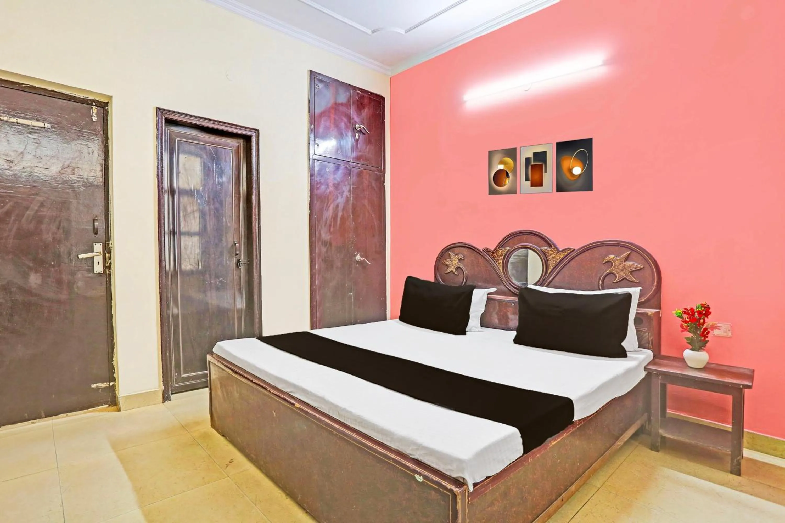 Bedroom, Bed in Hotel O Shubham Residency