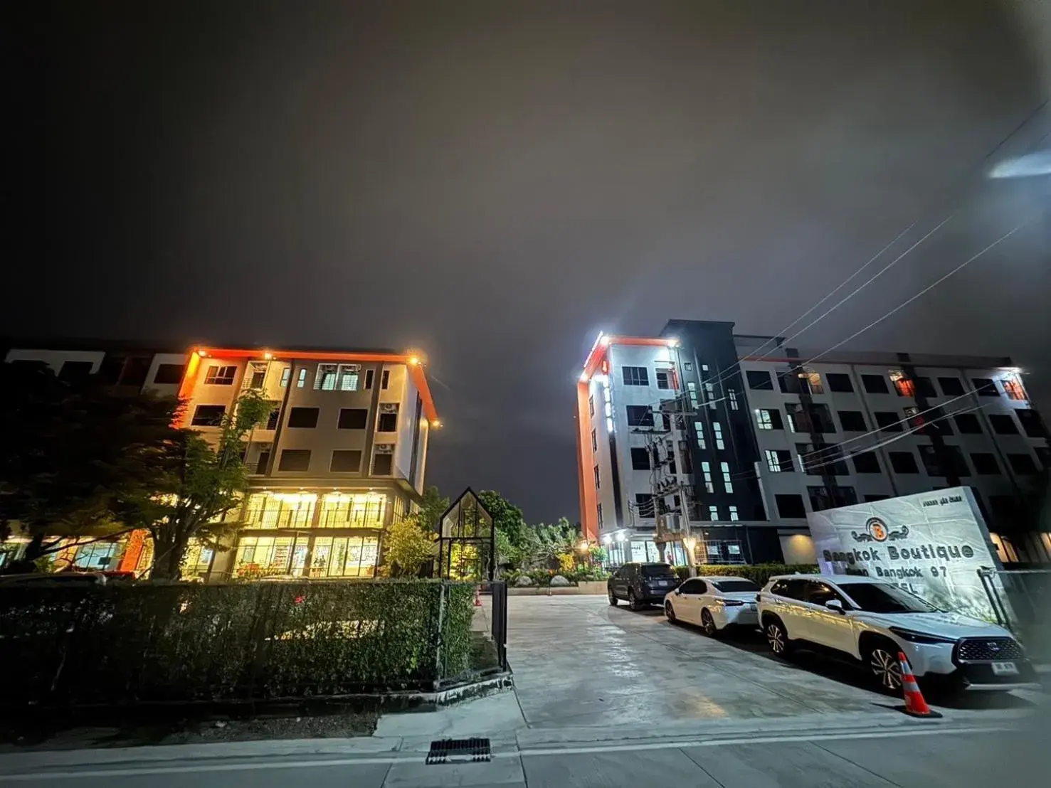 Property building in Bangkok Mystay Hotel Rangsit Property building in Bangkok Mystay Hotel Rangsit
