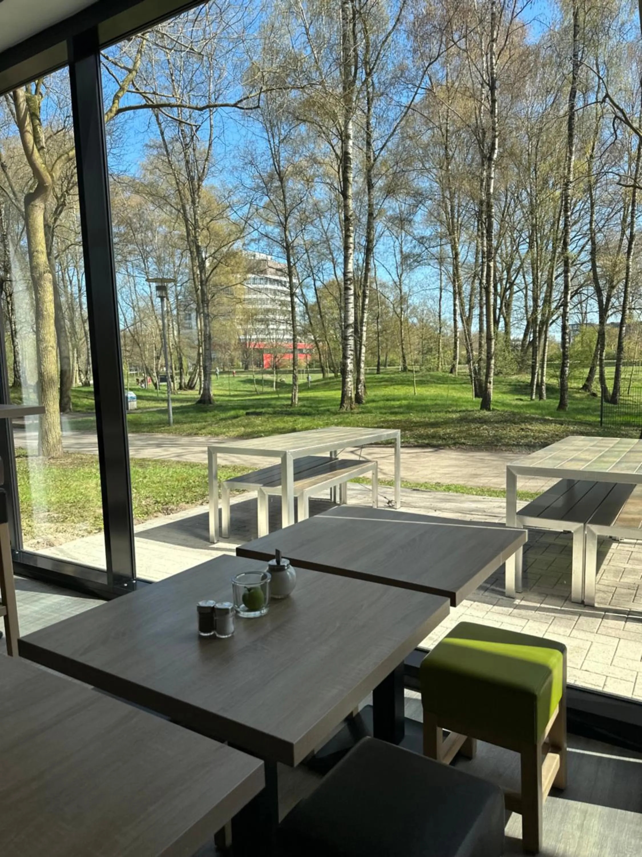 Breakfast in 7THINGS - my basic hotel