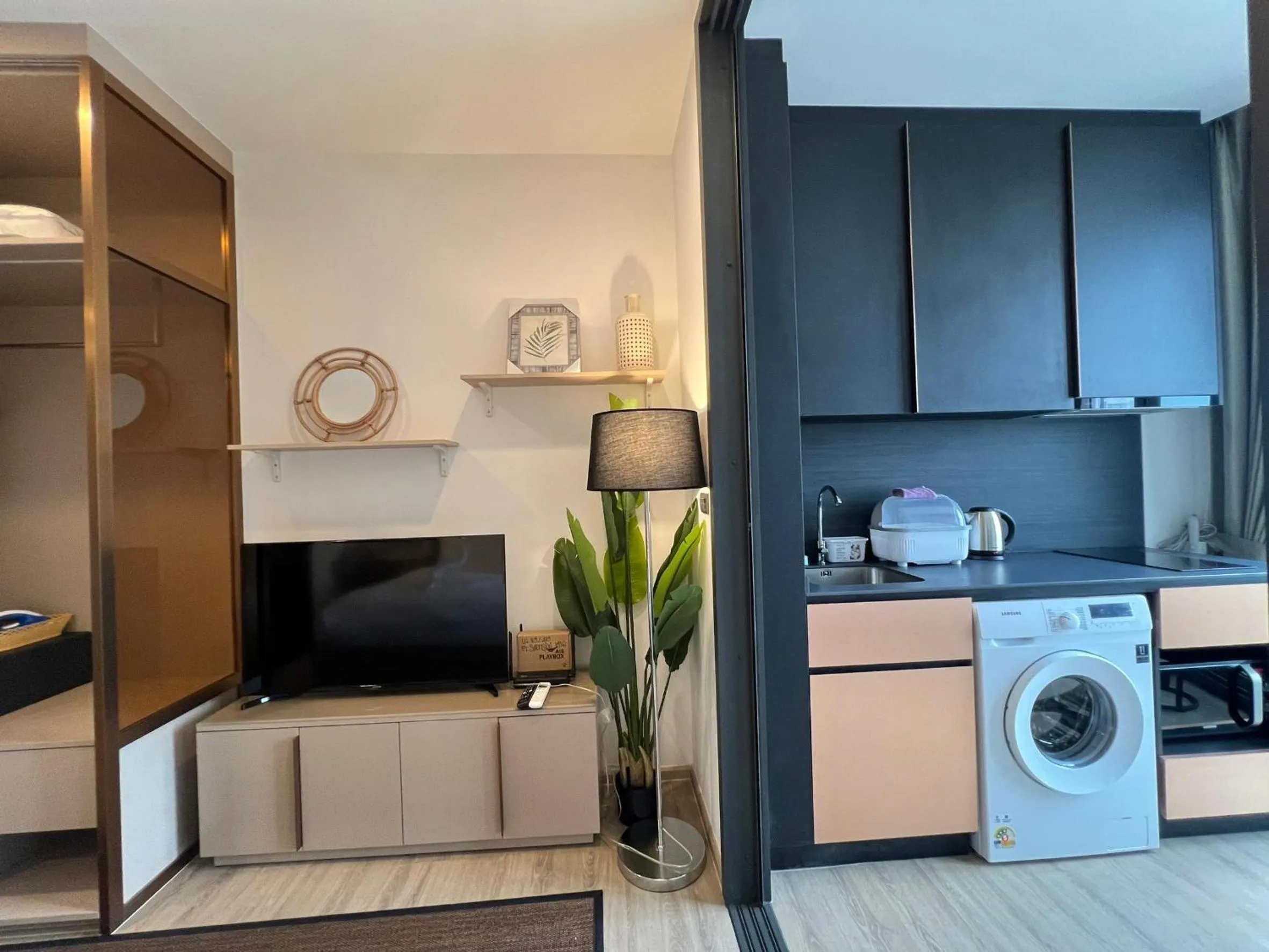 TV and multimedia in Edge Central Pattaya by Mickey