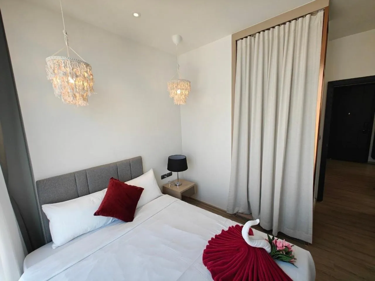 Bed in Edge Central Pattaya by Mickey