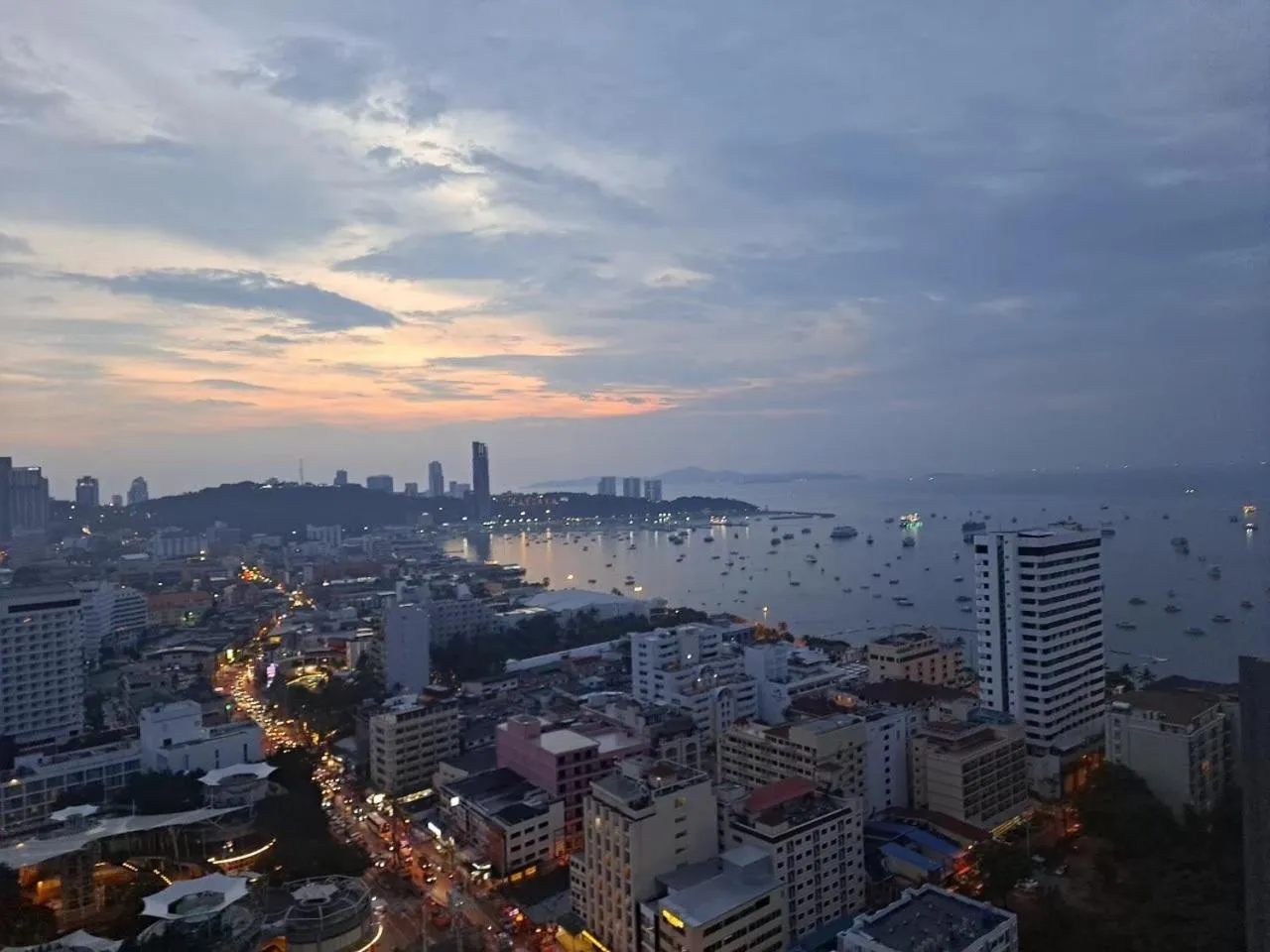 Bird's eye view in Edge Central Pattaya by Mickey