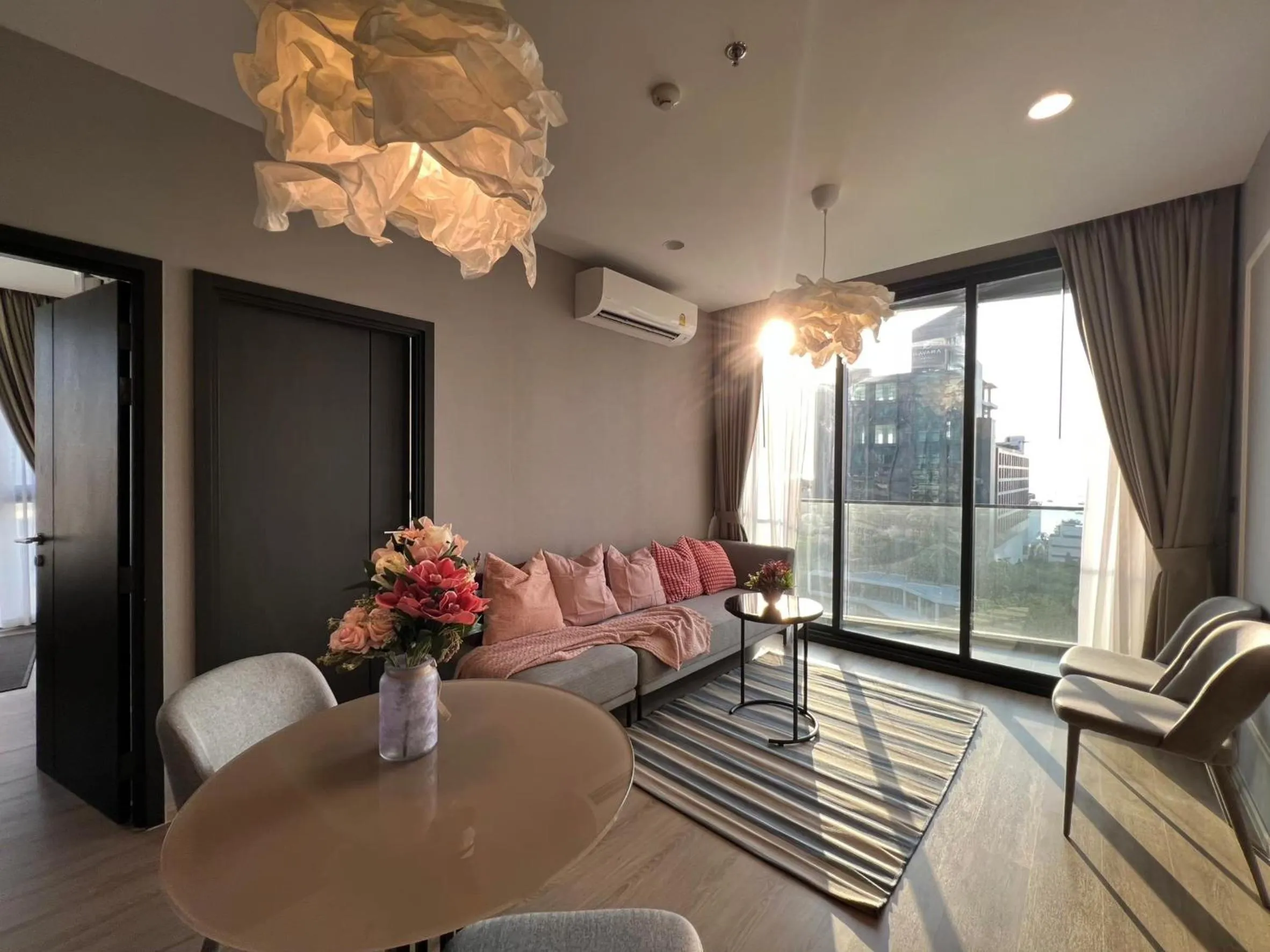 Living room in Edge Central Pattaya by Mickey