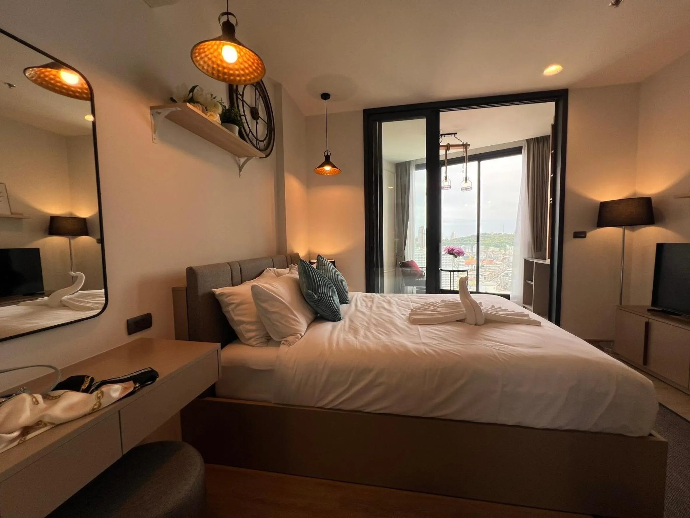 Bed in Edge Central Pattaya by Mickey