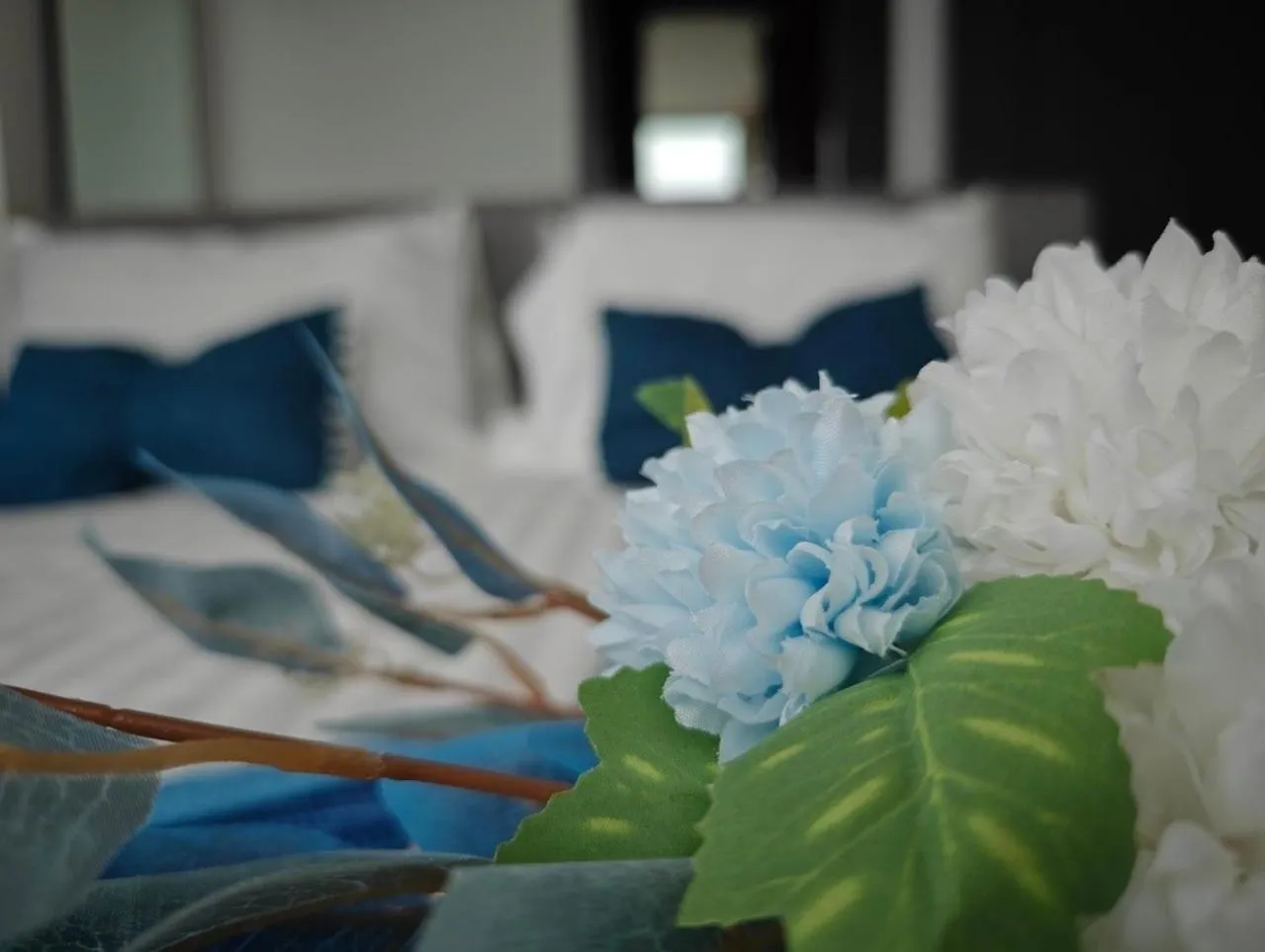 Decorative detail in Edge Central Pattaya by Mickey