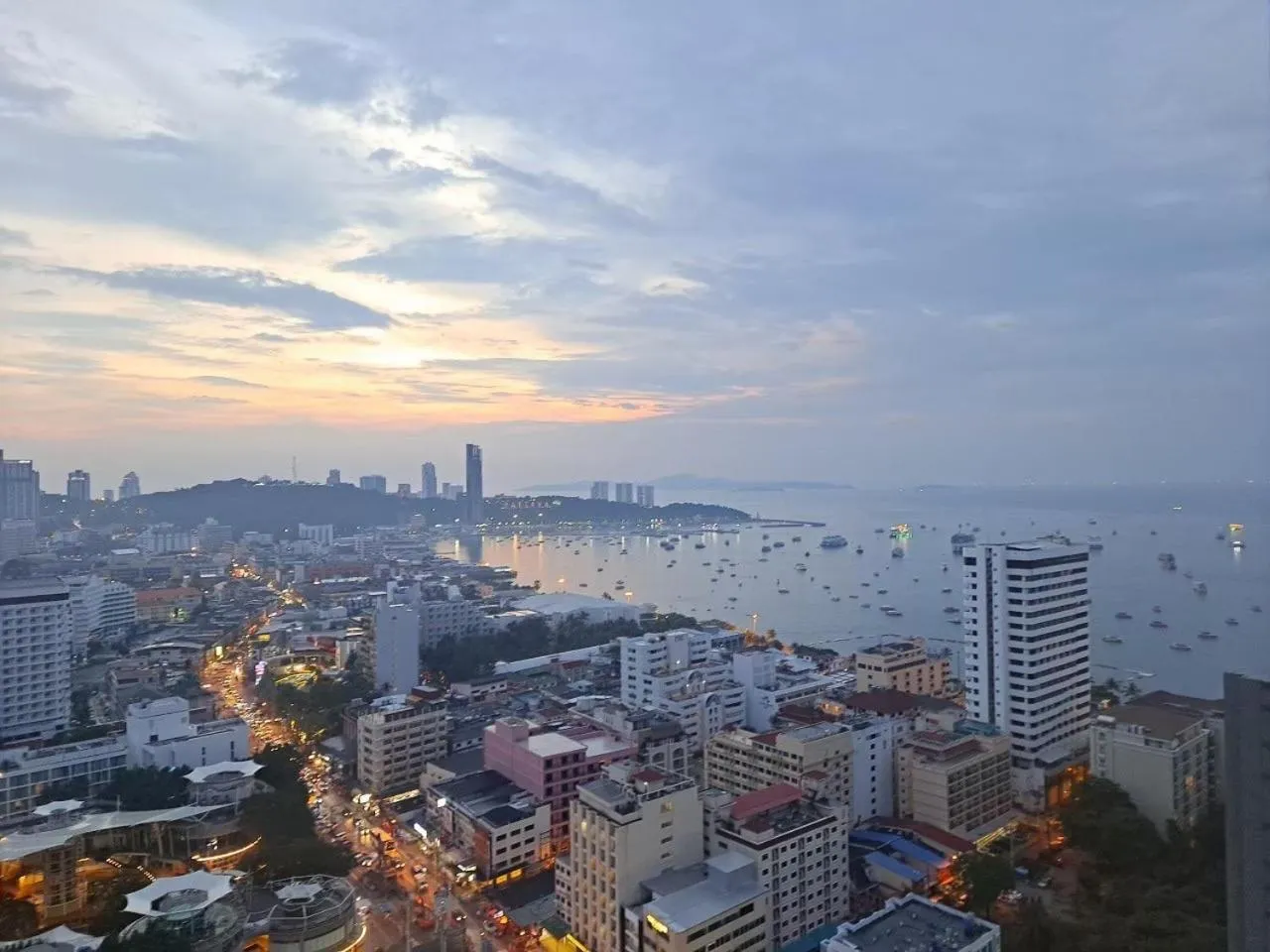 Bird's eye view in Edge Central Pattaya by Mickey