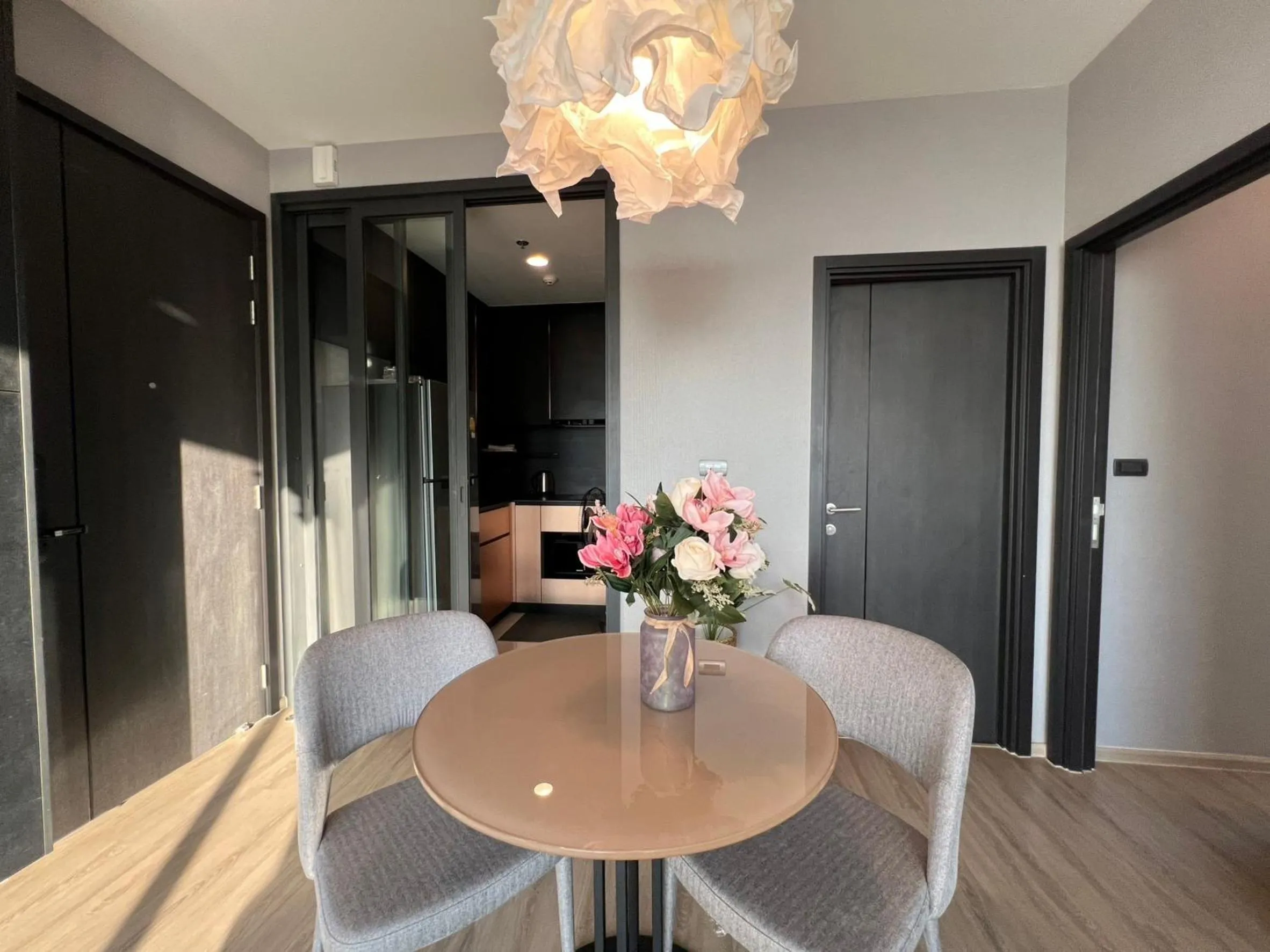 Living room in Edge Central Pattaya by Mickey