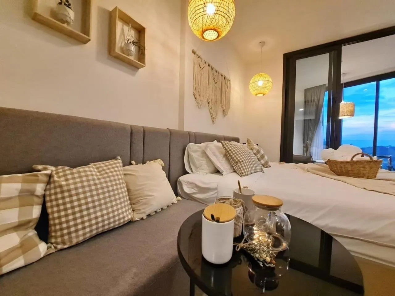 Bed in Edge Central Pattaya by Mickey