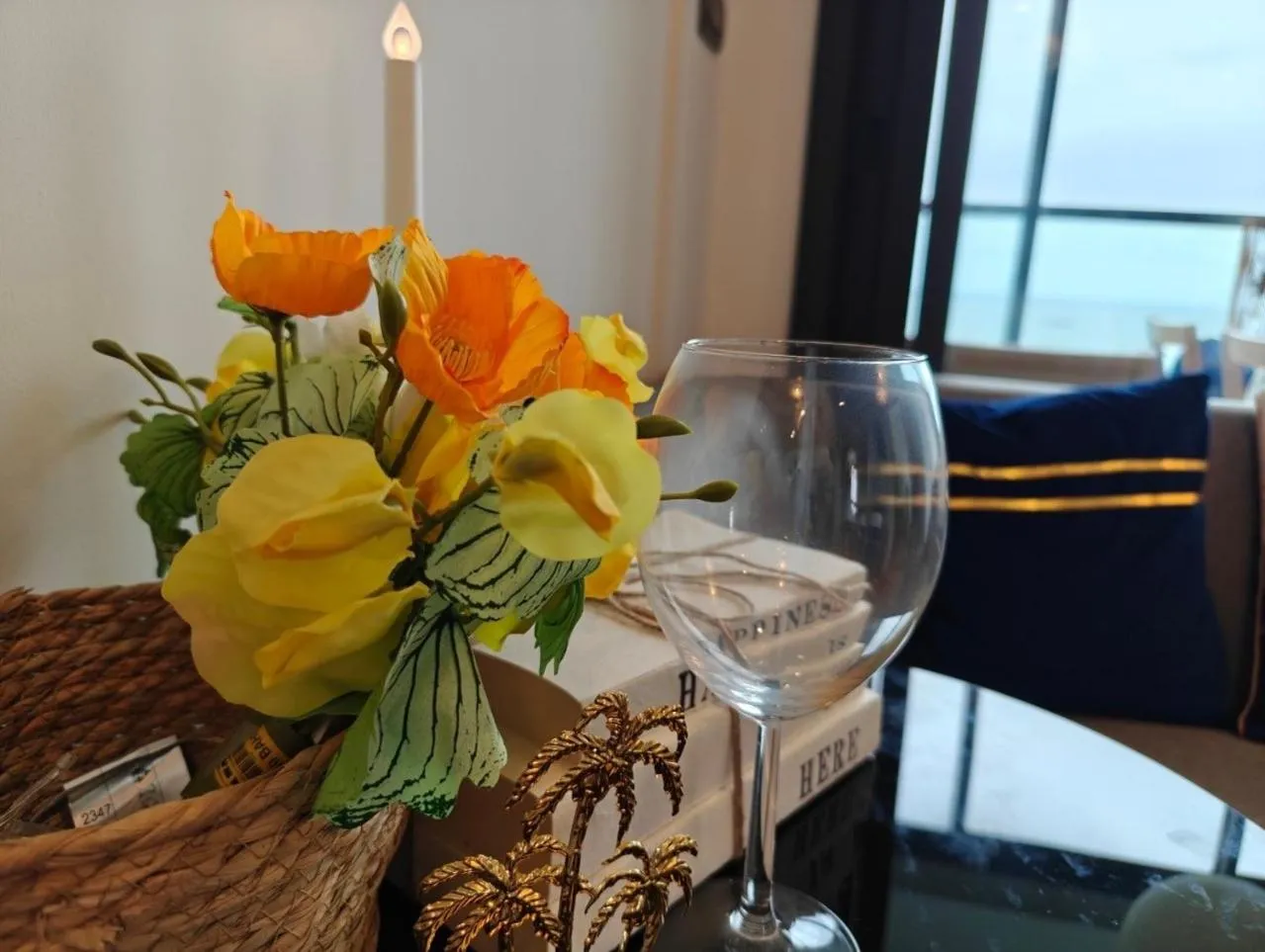 Edge Central Pattaya by Mickey