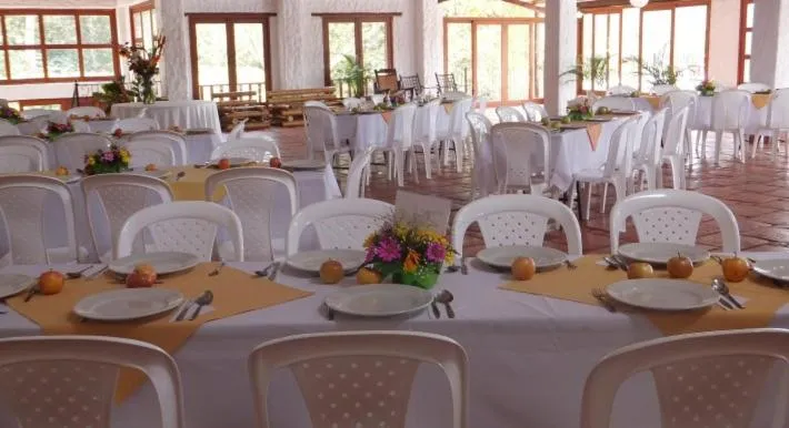 Restaurant/places to eat in San Agustin Internacional Hotel
