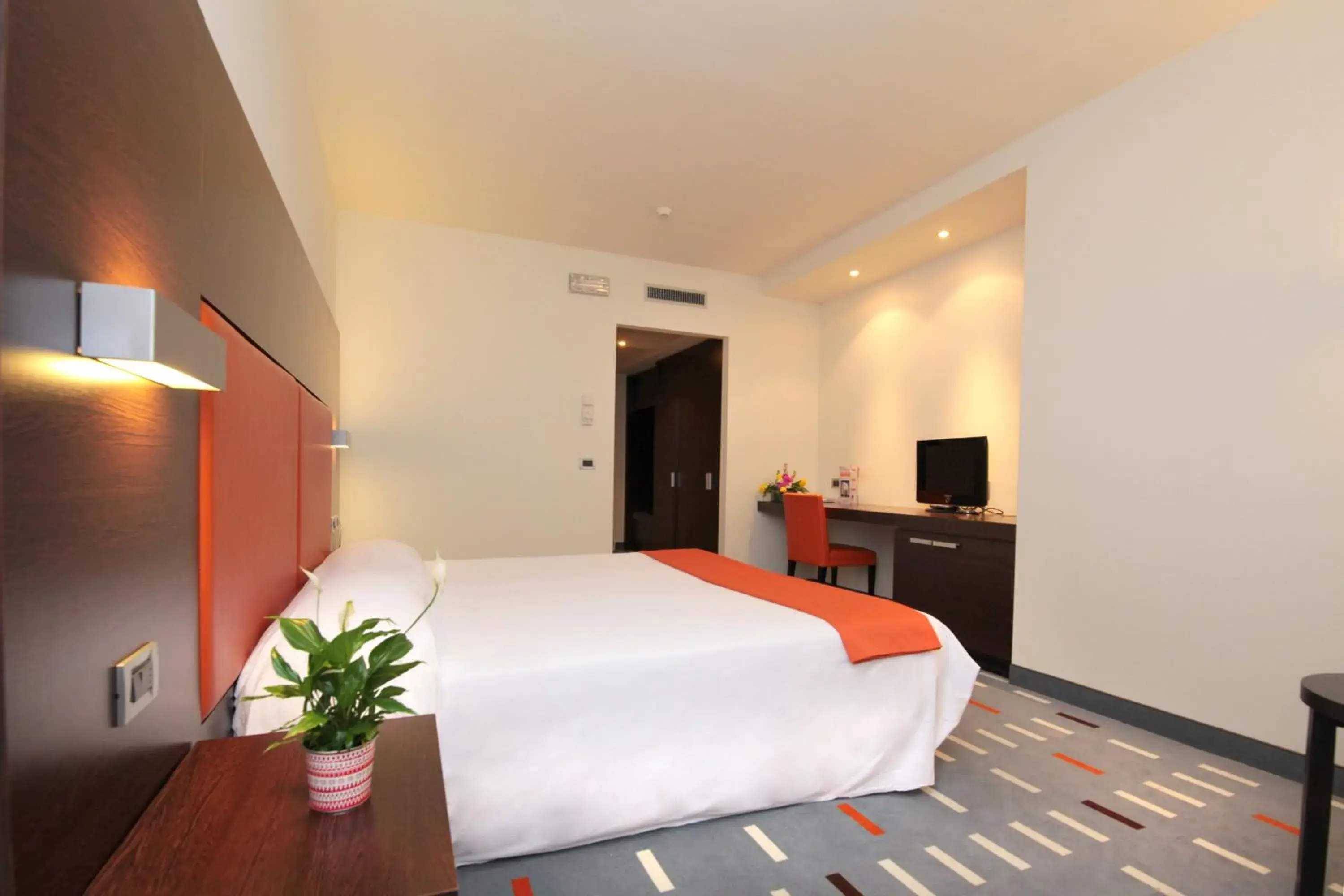 Bedroom, Bed in Hotel Major Bedroom, Bed in Hotel Major