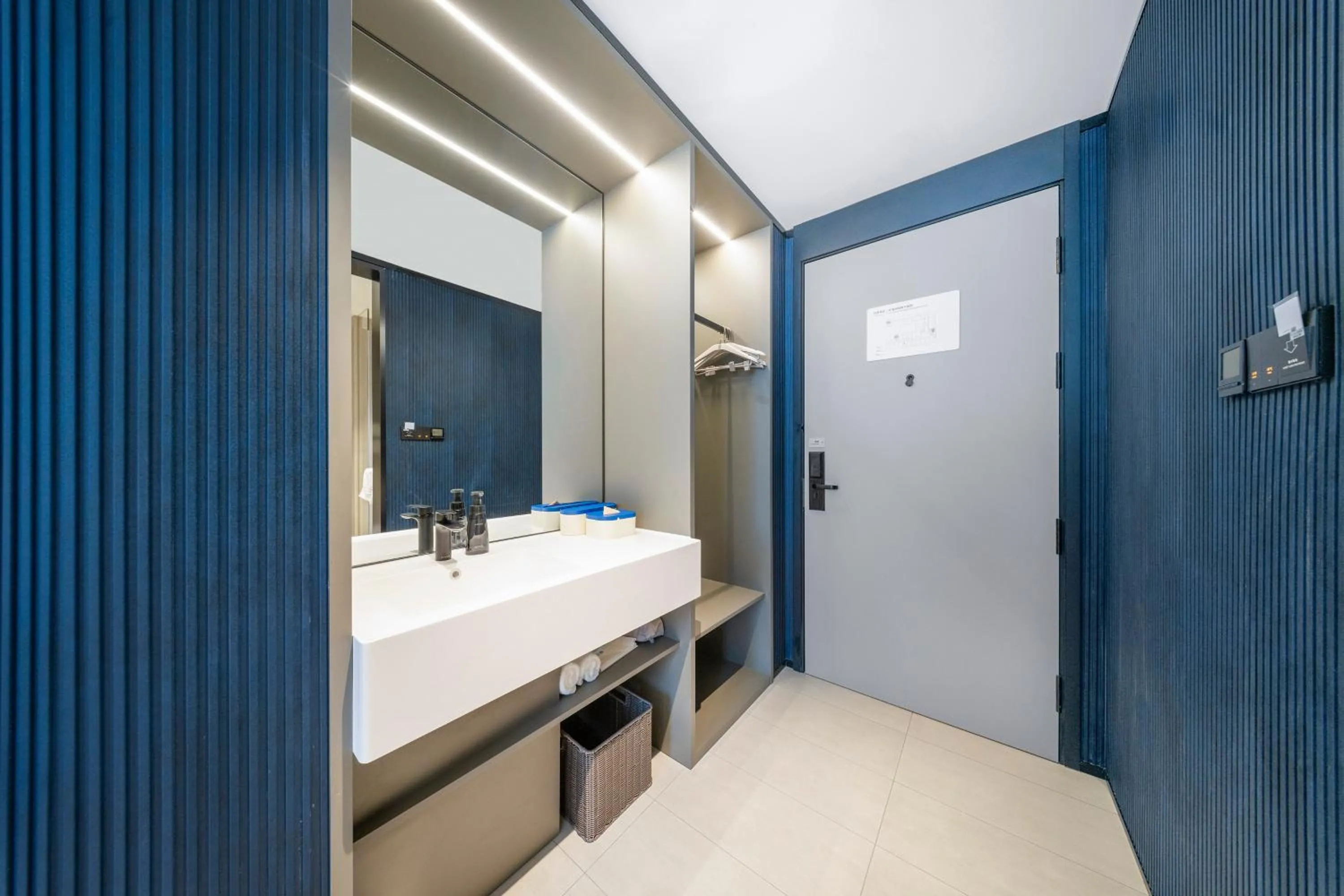 Atour Light Hotel Chengdu Kuanzhai Alley Fuqin Metro Station