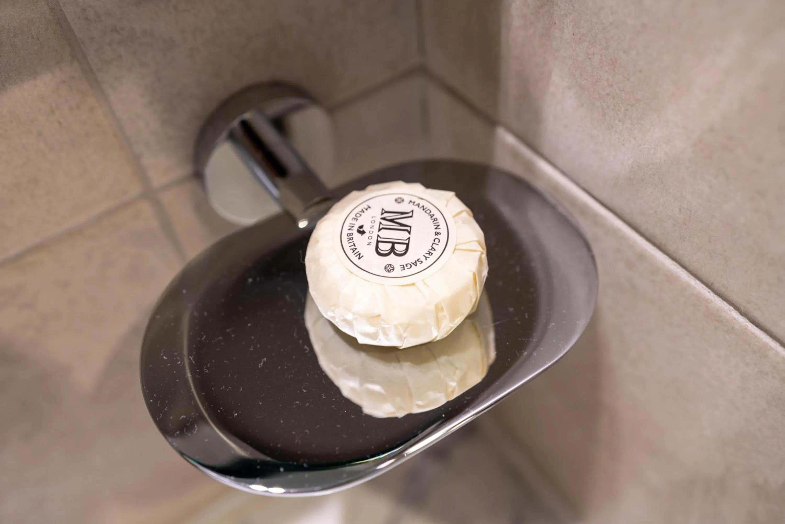 Lux BnB Aykon Tower I Skyline Canal Views