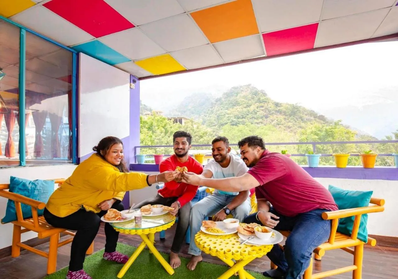 Restaurant/places to eat in ZoukStayz