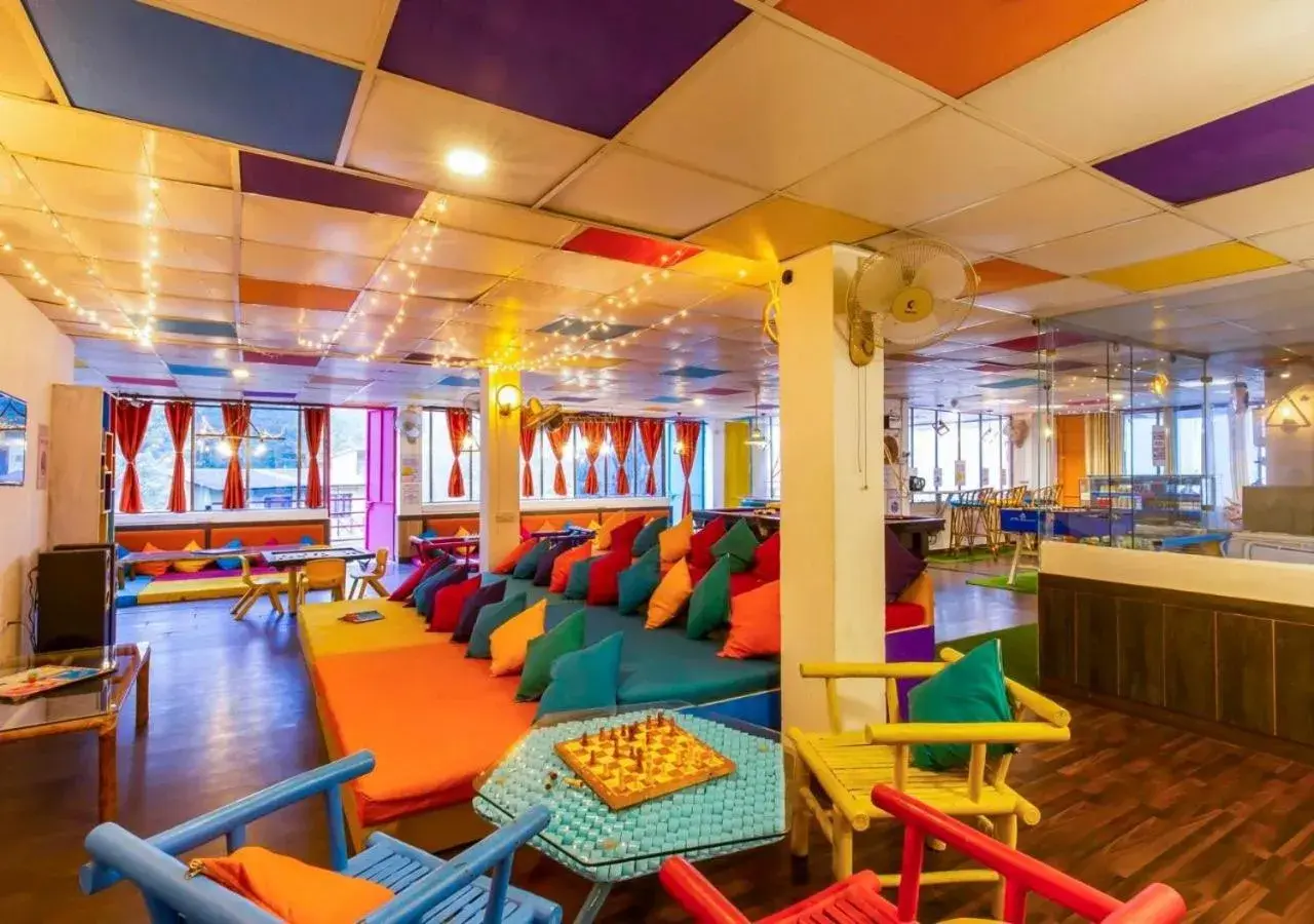 Restaurant/places to eat in ZoukStayz Restaurant/places to eat in ZoukStayz