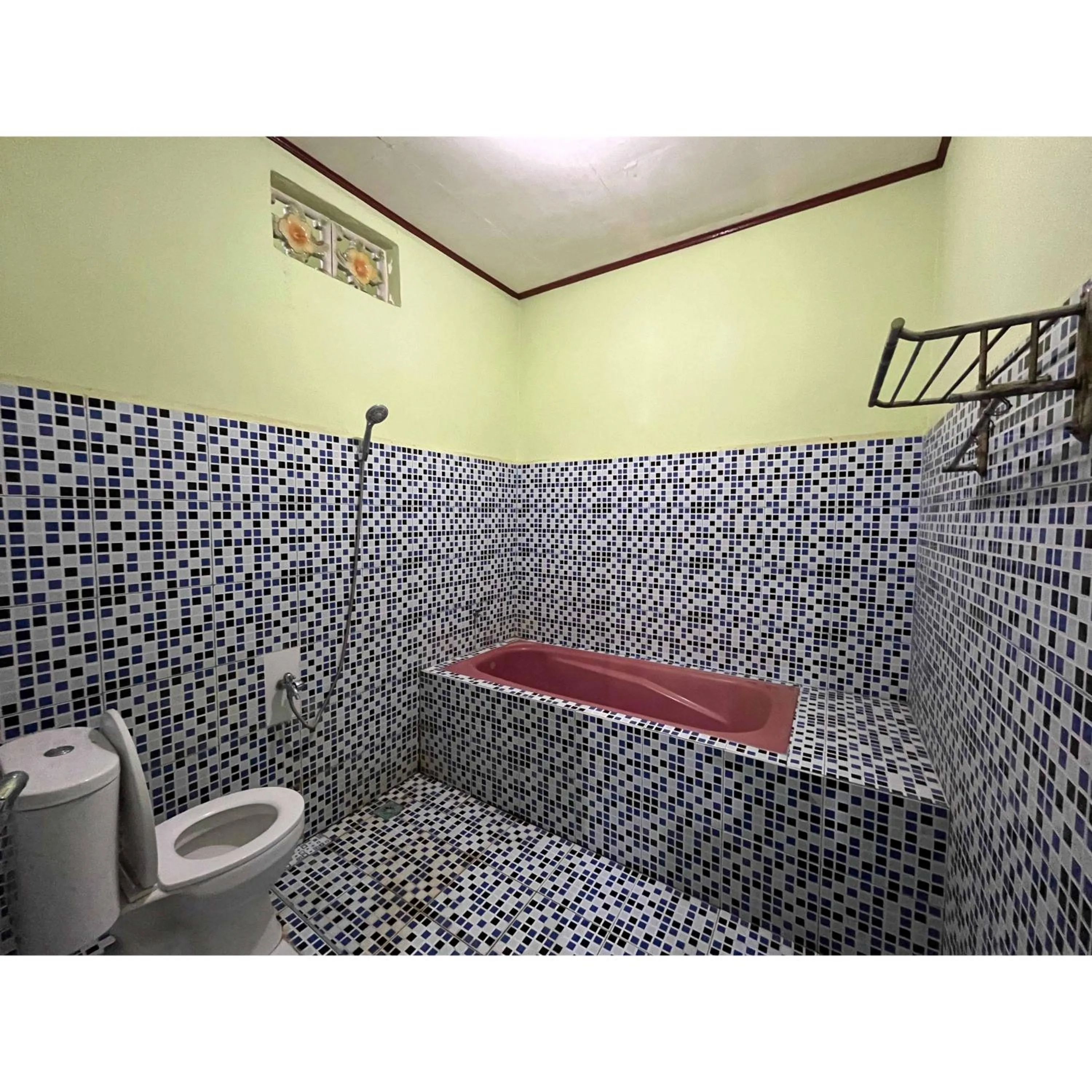 Bathroom in Afiat Hotel Maros Makassar RedPartner