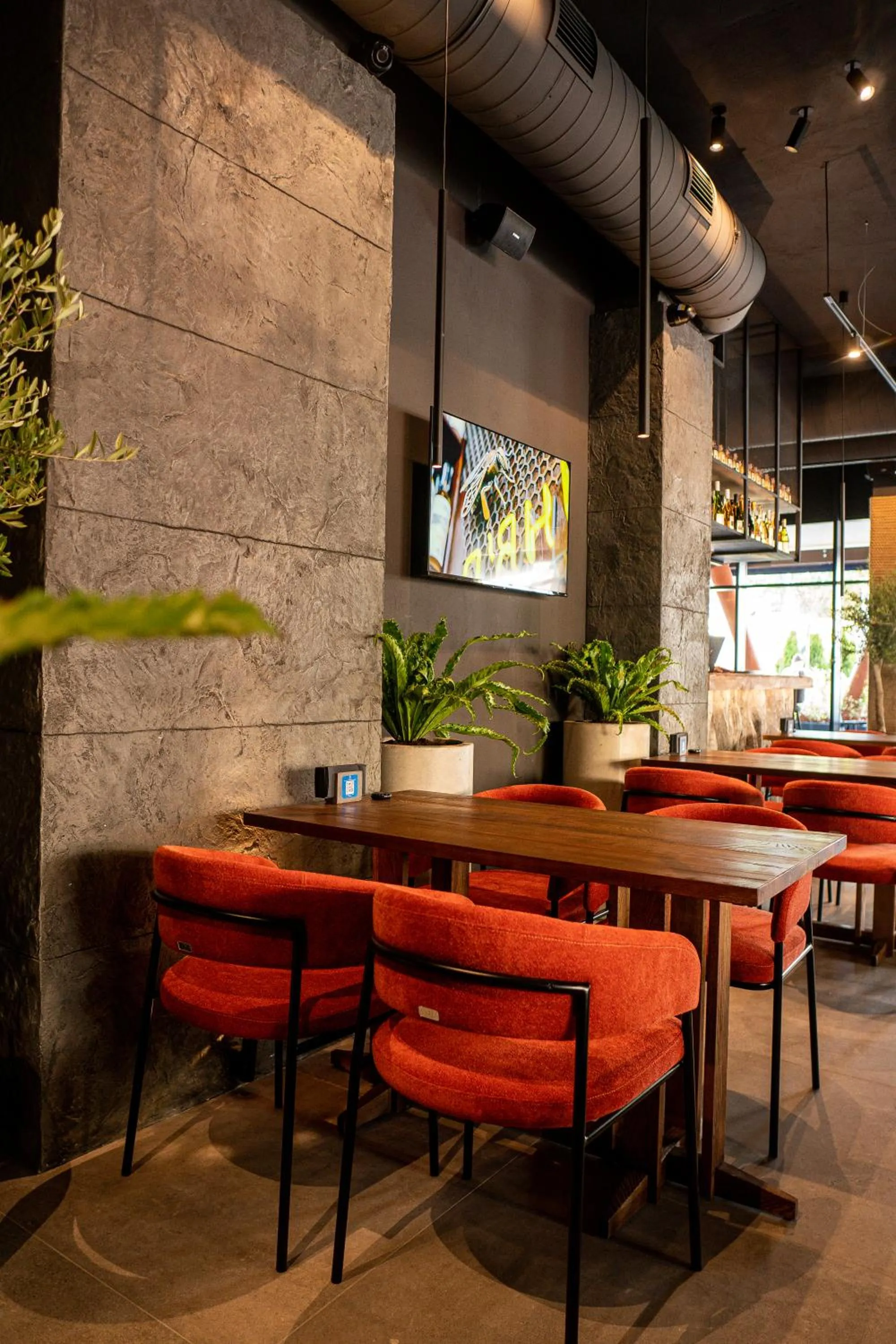 Restaurant/places to eat in LEV Lifestyle Hotel - Maestro