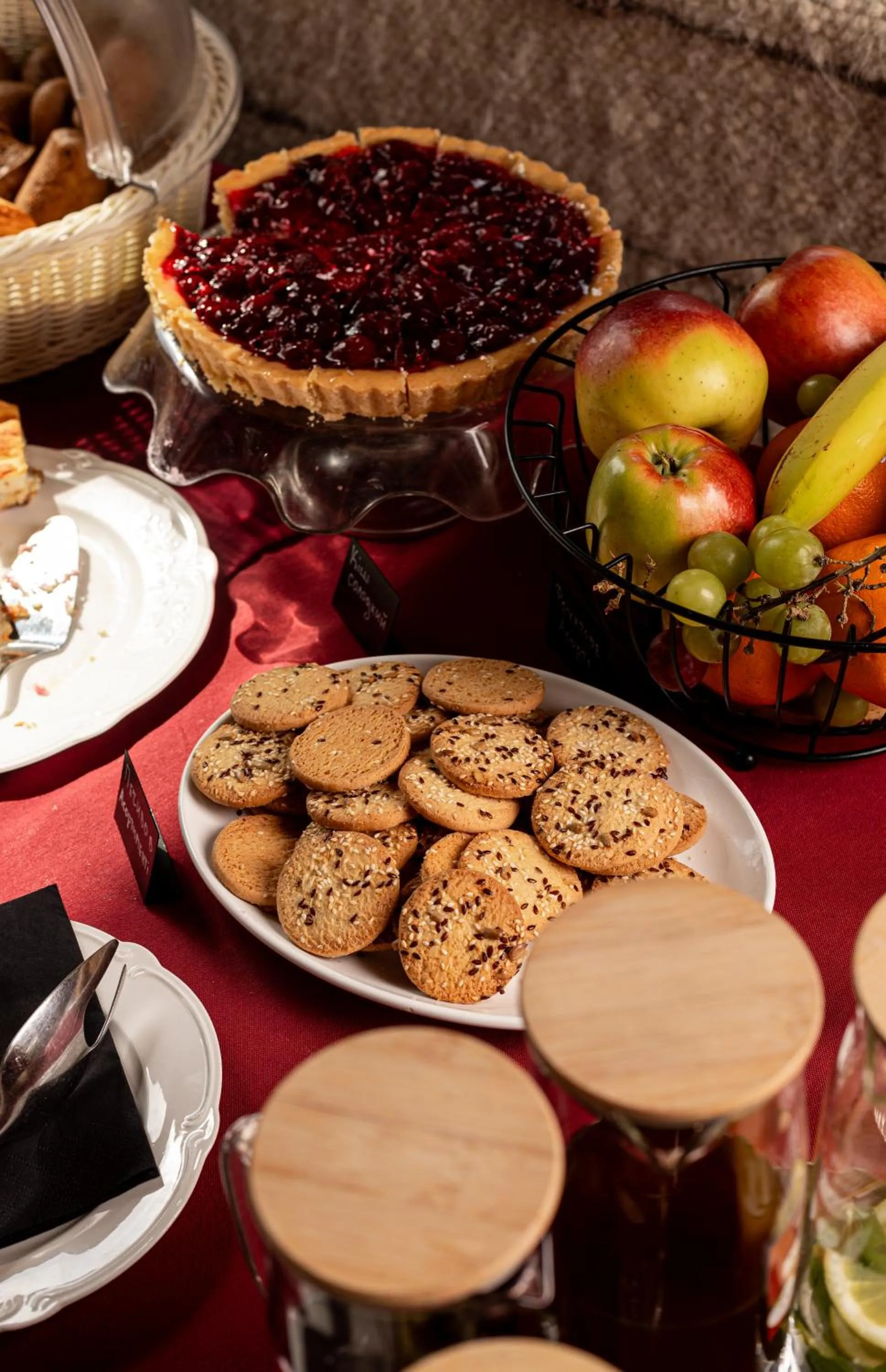 Food and drinks in LEV Lifestyle Hotel - Maestro