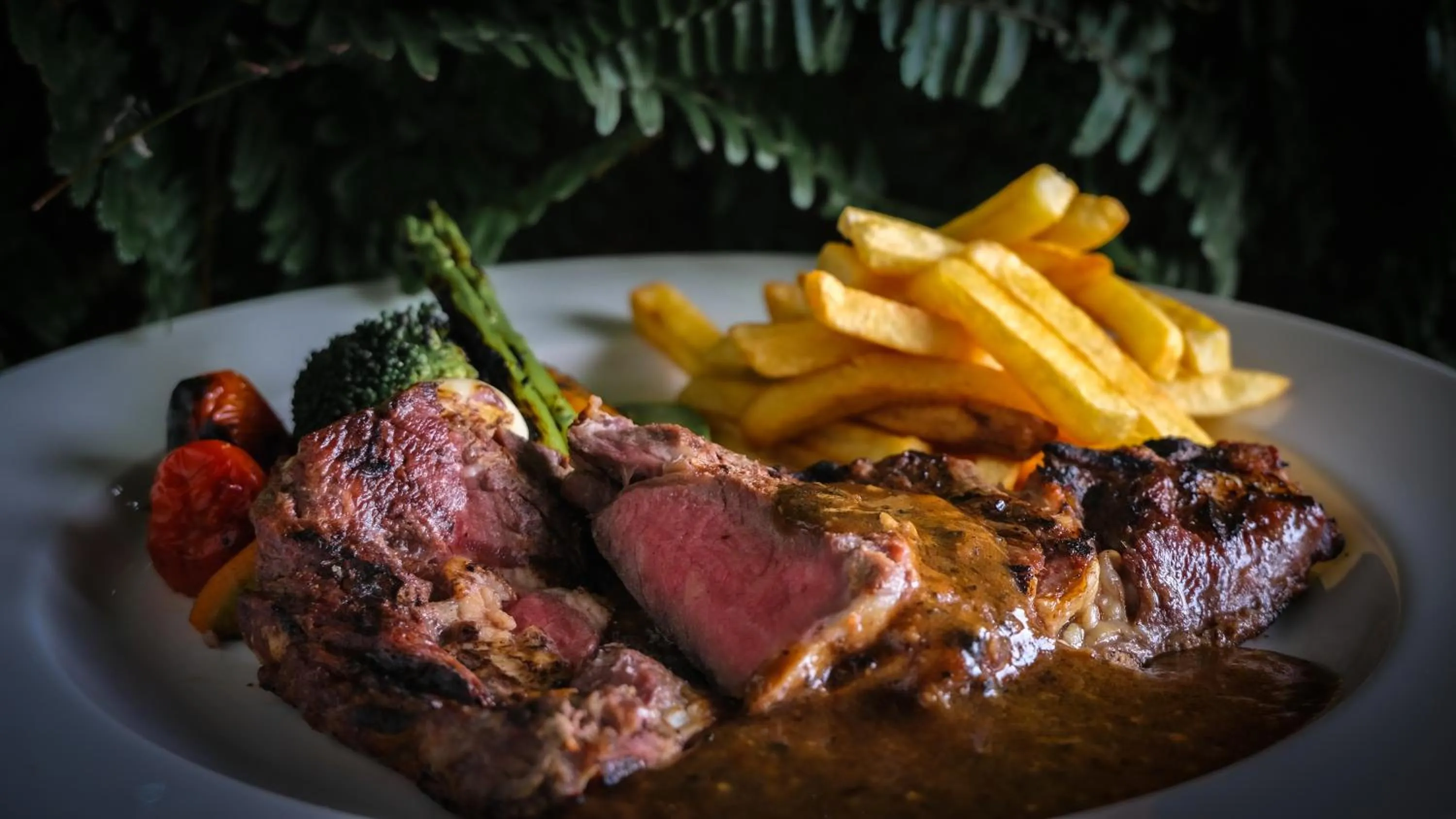 Food and drinks in Grand La Vogue Hotel and Casino