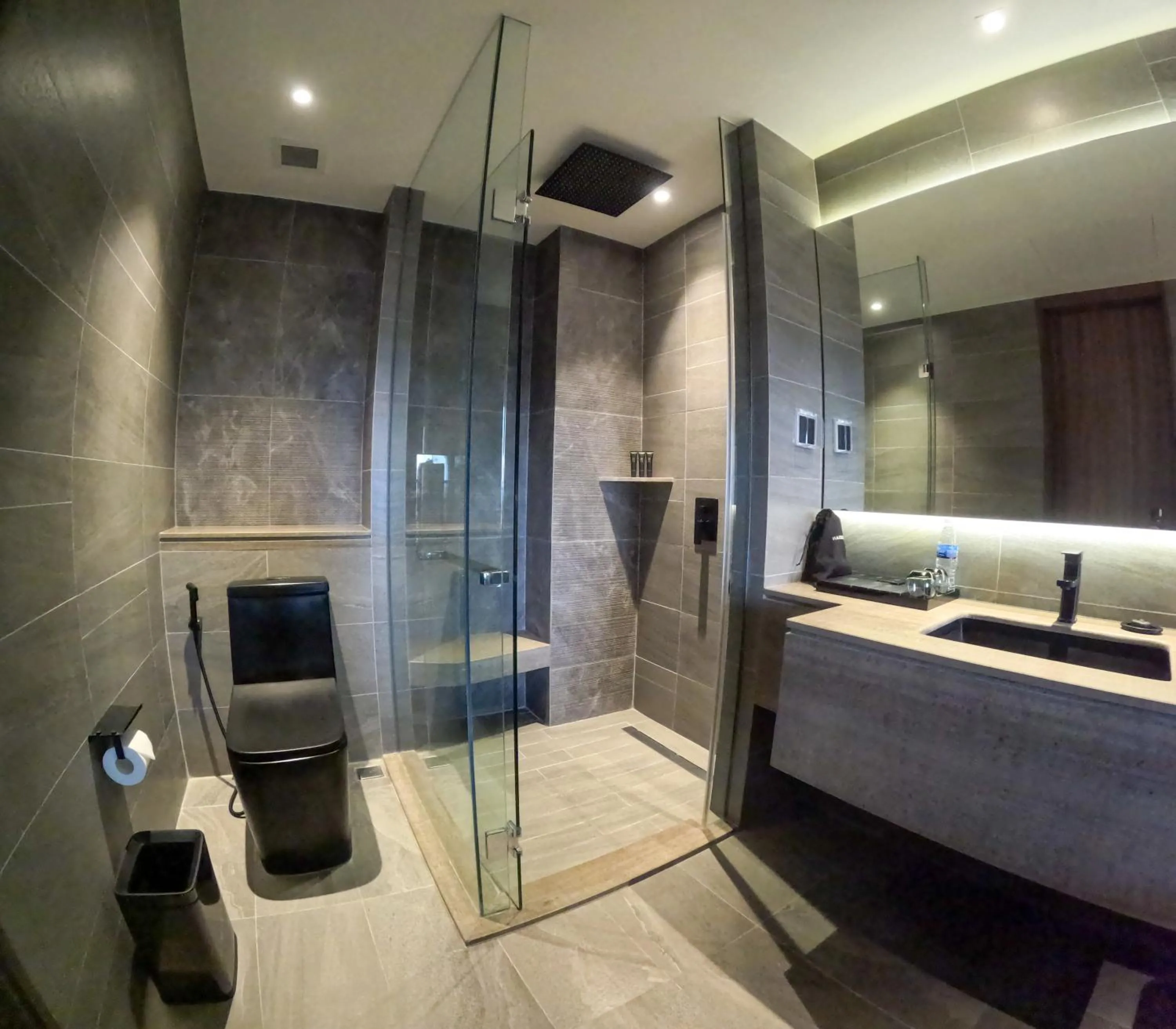 Toilet, Bed in Grand La Vogue Hotel and Casino