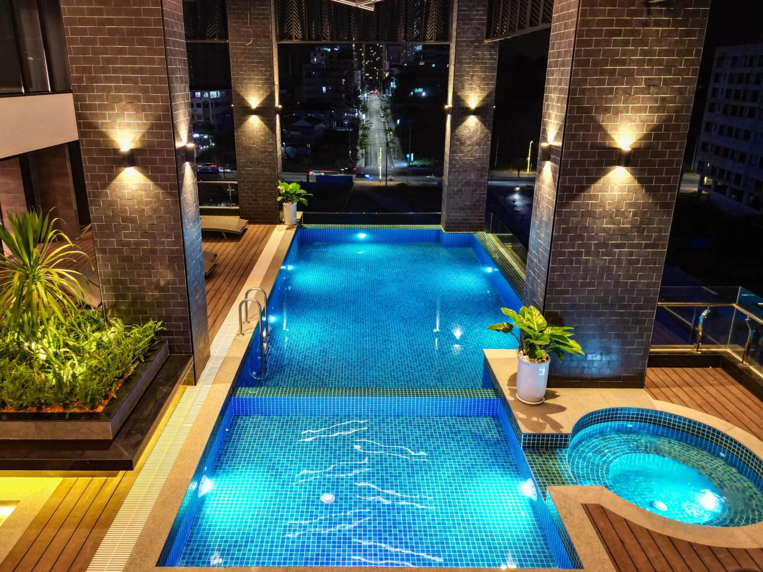 Swimming pool in Grand La Vogue Hotel and Casino