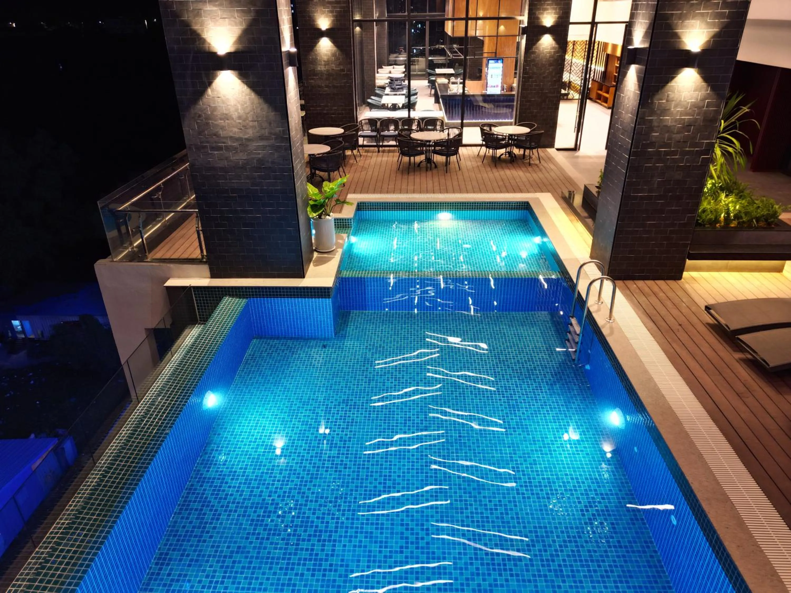 Swimming pool in Grand La Vogue Hotel and Casino