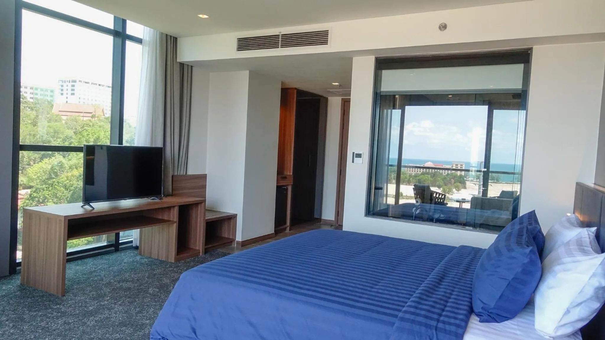 Bed in Grand La Vogue Hotel and Casino