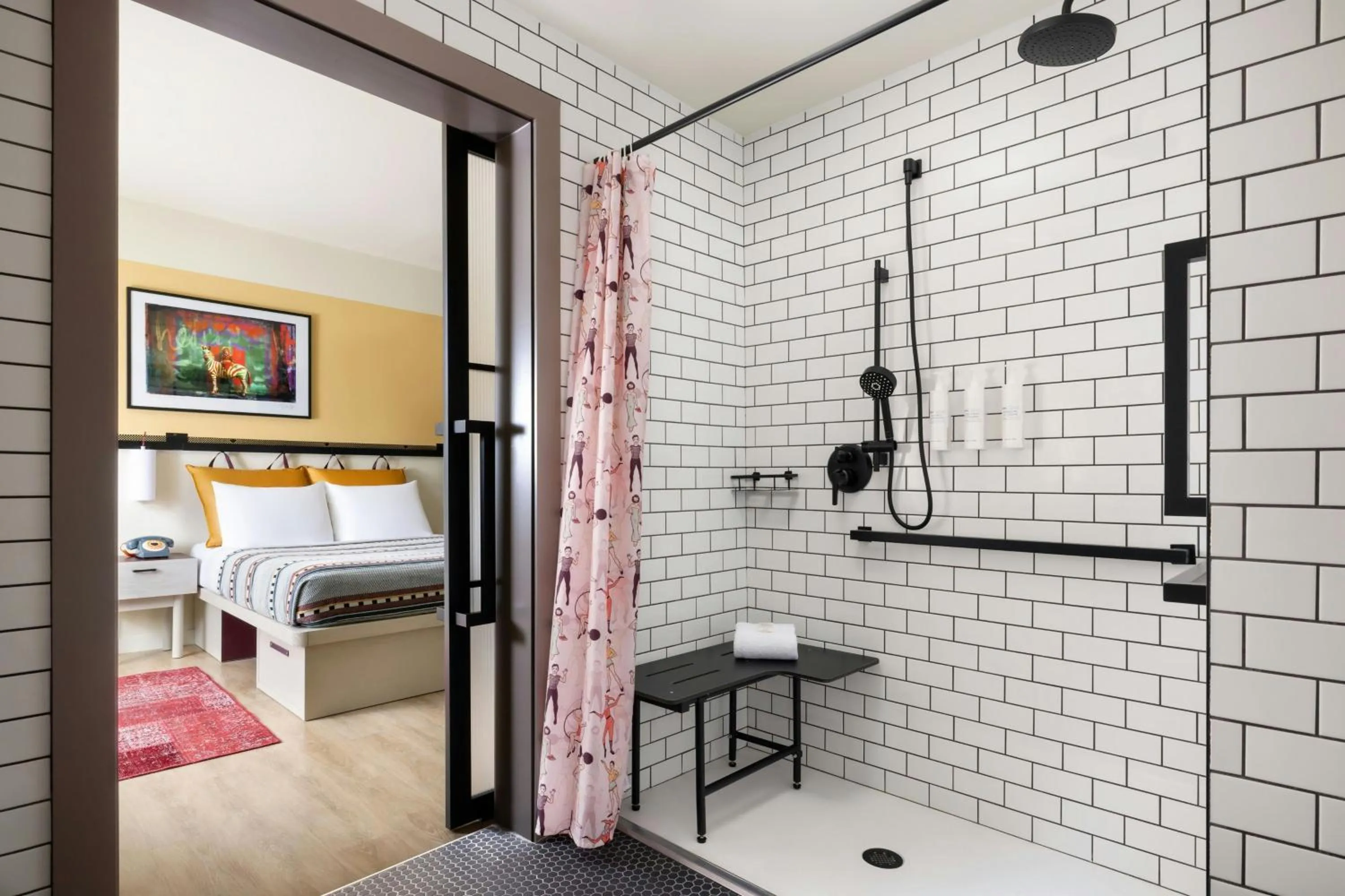 Bathroom, Bed in Moxy Allentown Downtown