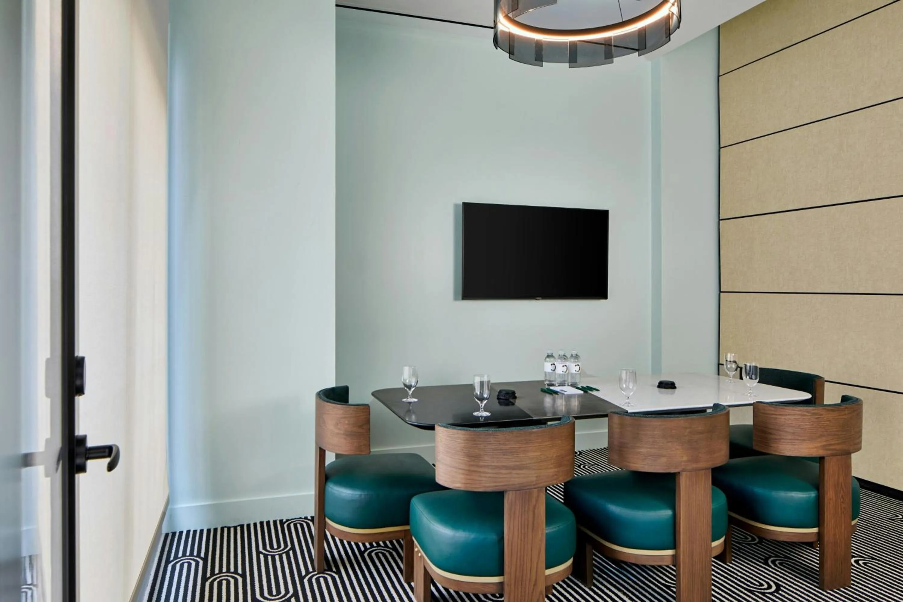 Meeting/conference room in Hotel Celare, Cincinnati Midtown, a Tribute Portfolio Hotel