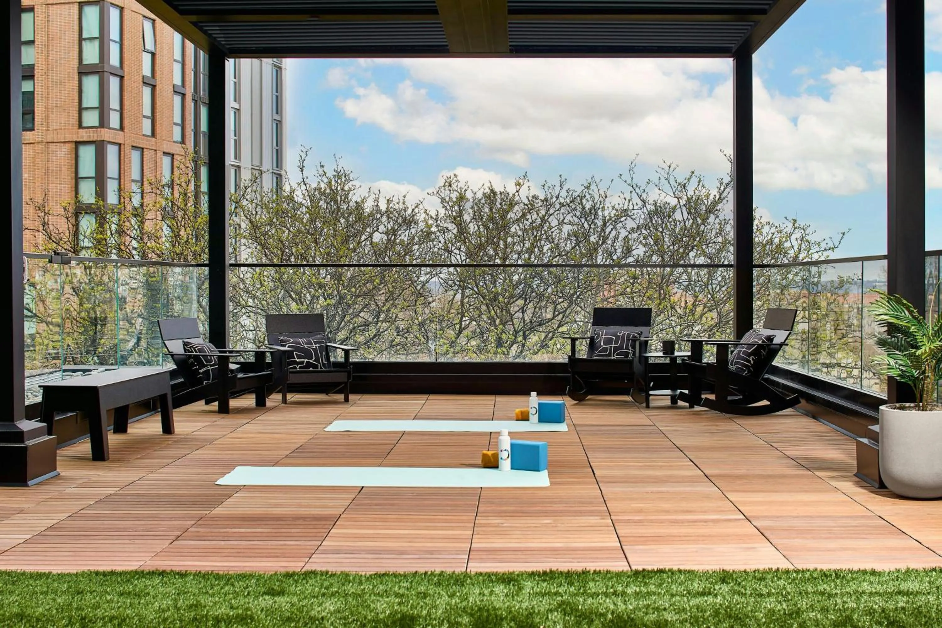 Fitness centre/facilities in Hotel Celare, Cincinnati Midtown, a Tribute Portfolio Hotel