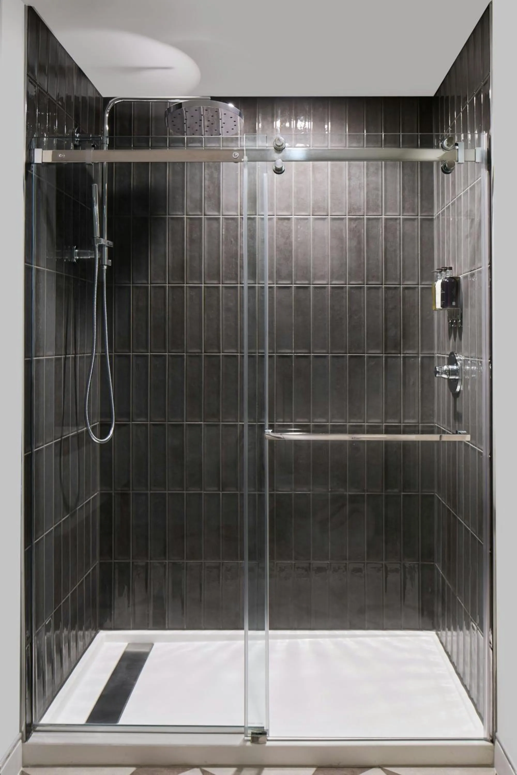 Bathroom in Hotel Celare, Cincinnati Midtown, a Tribute Portfolio Hotel