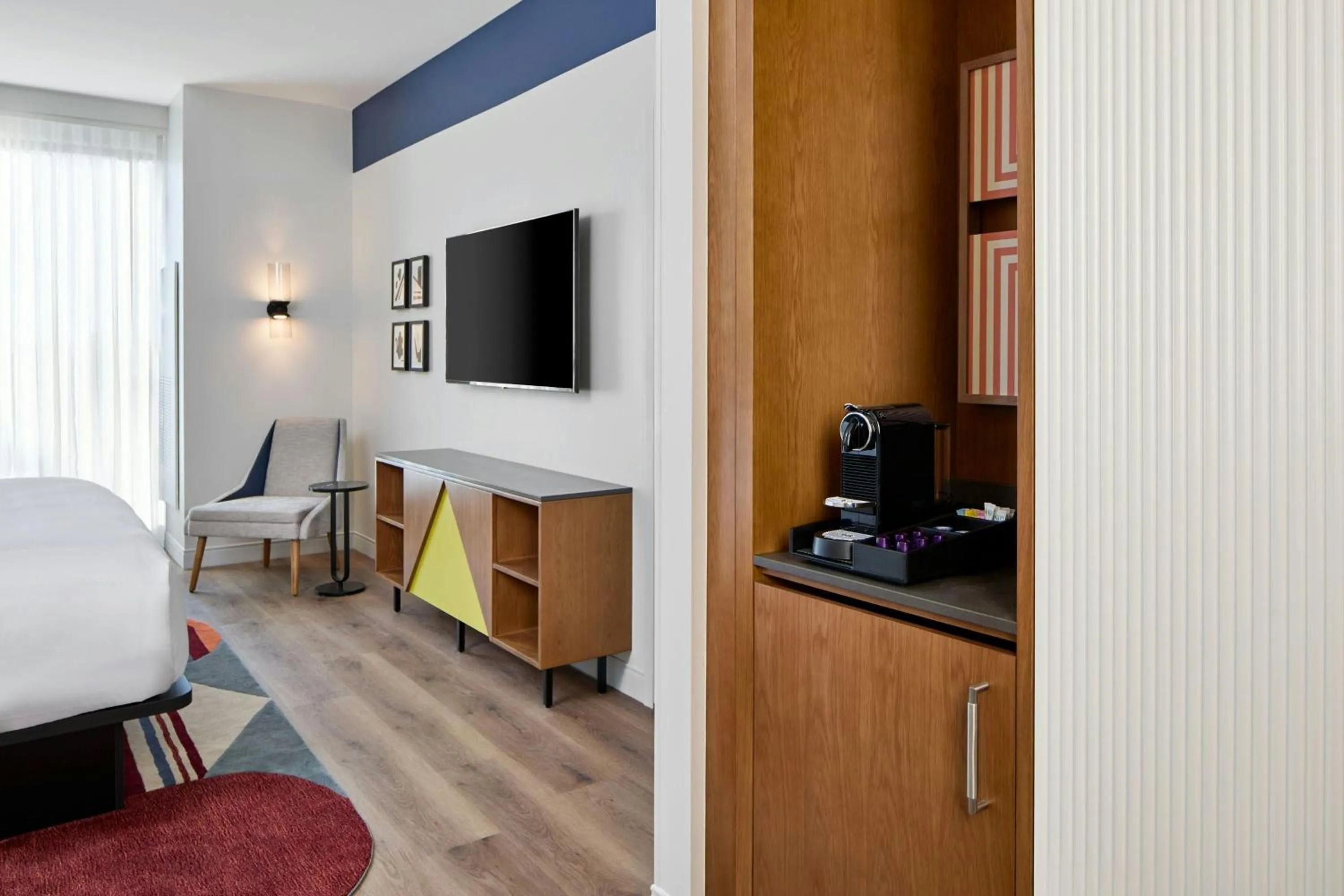 Photo of the whole room in Hotel Celare, Cincinnati Midtown, a Tribute Portfolio Hotel